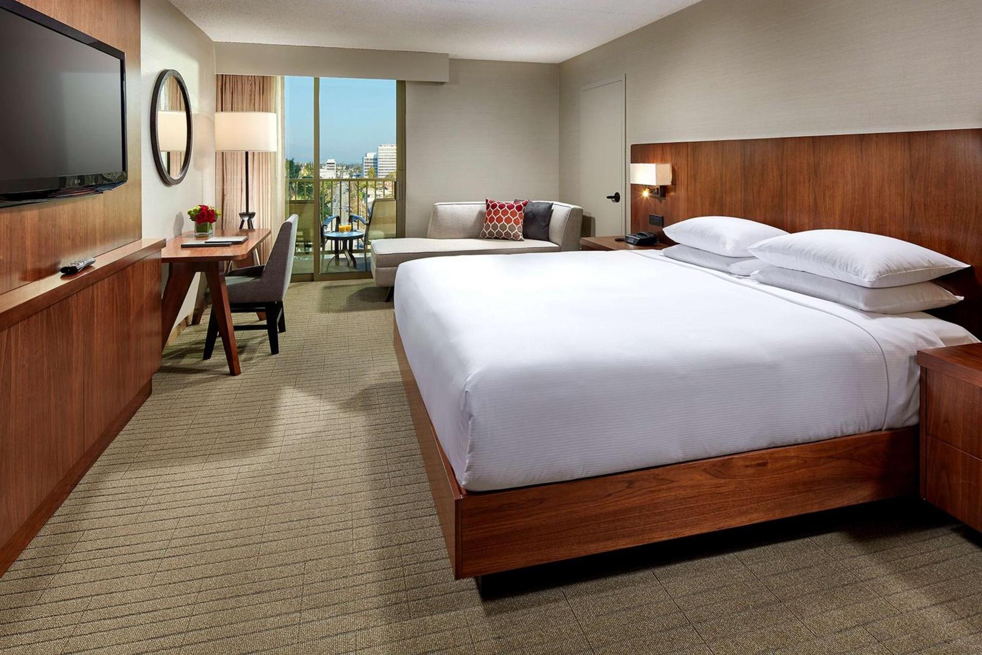 Hilton Pasadena photo 36