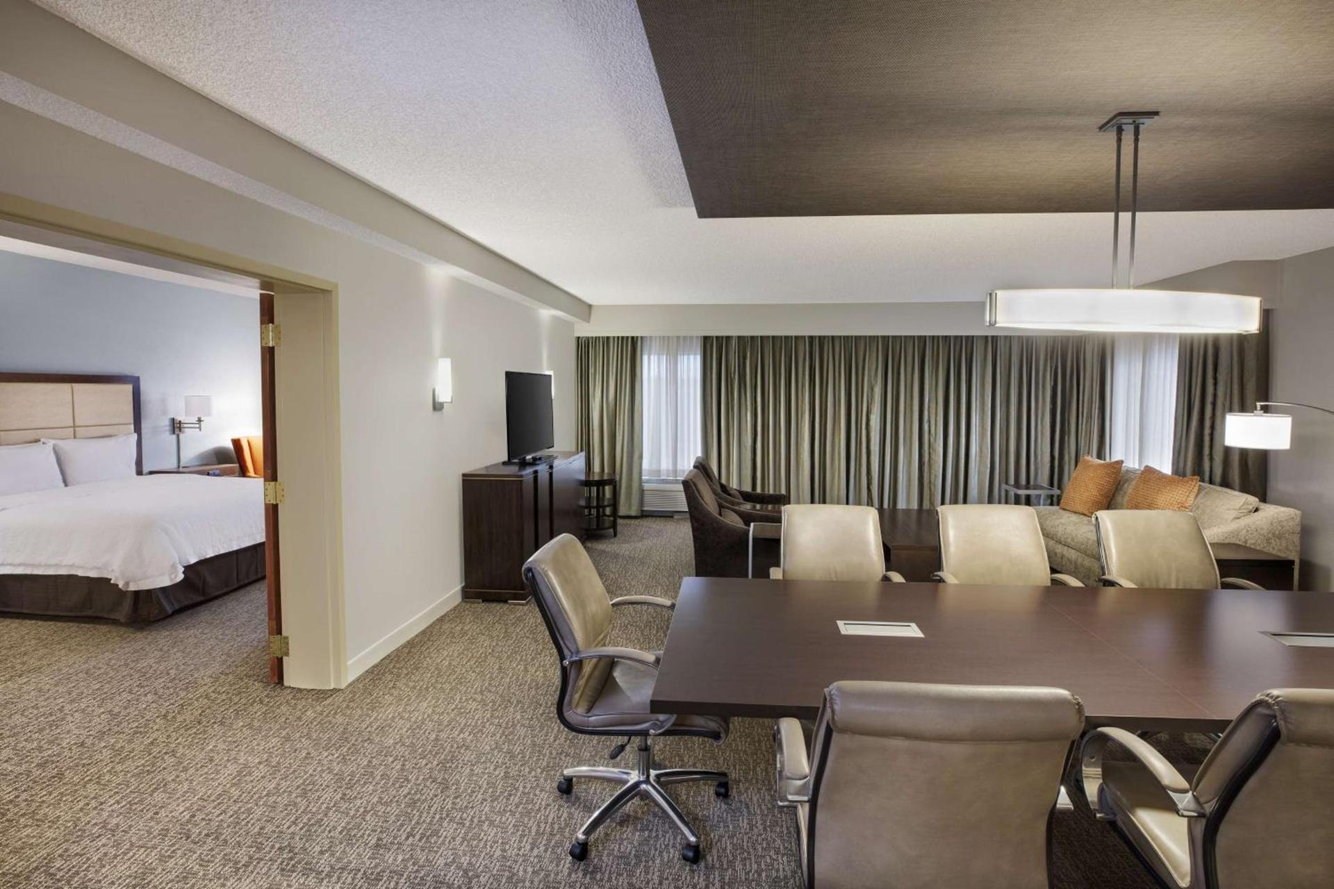 Hampton Inn West Palm Beach Central Airport photo 29
