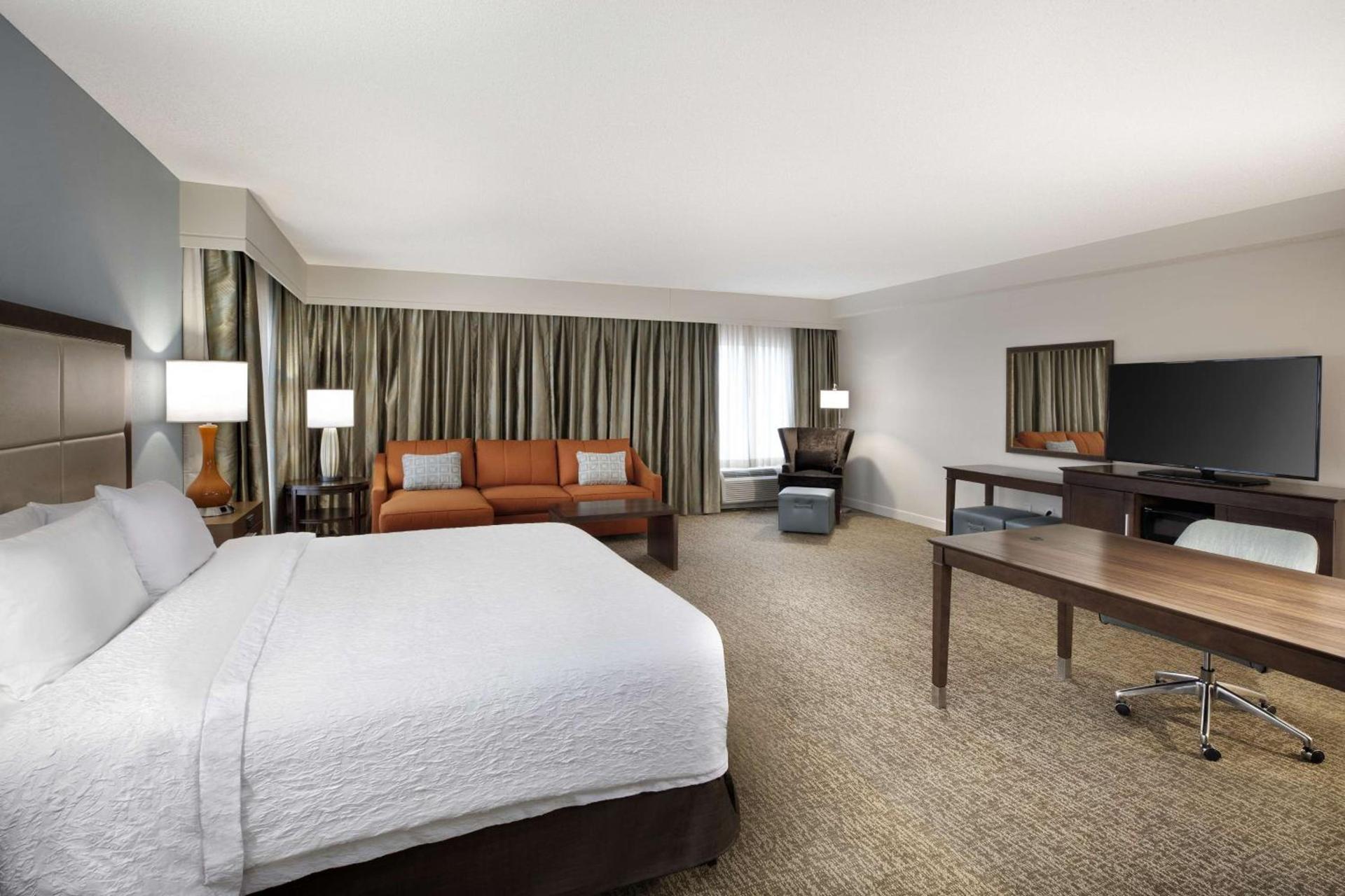Hampton Inn West Palm Beach Central Airport photo 44