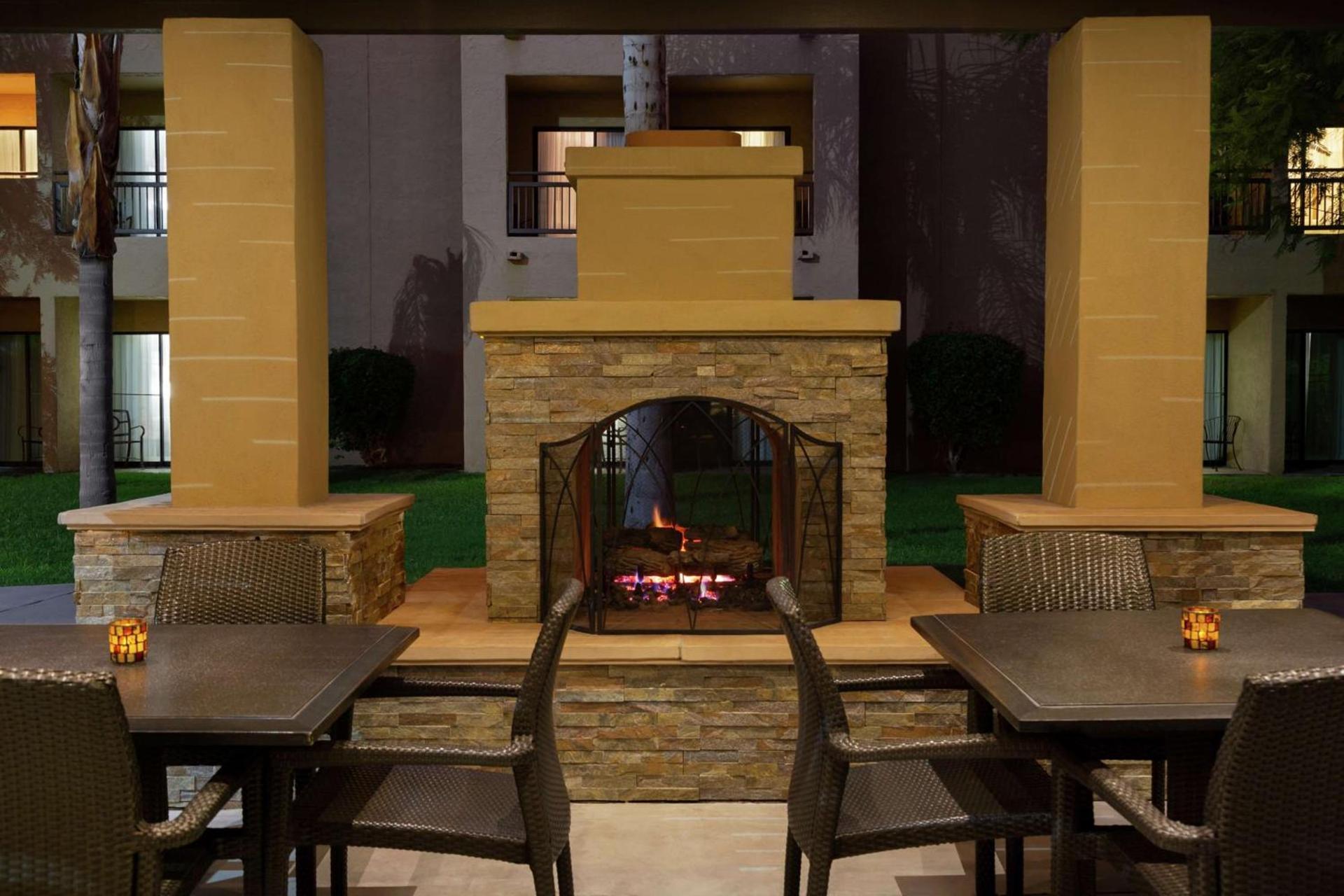 Embassy Suites by Hilton Phoenix Tempe photo 47
