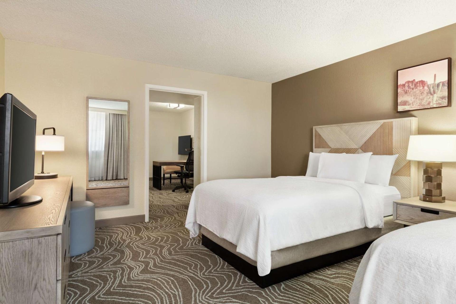 Embassy Suites by Hilton Phoenix Tempe photo 24