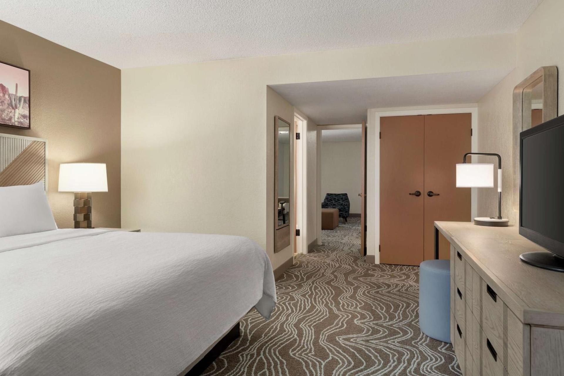 Embassy Suites by Hilton Phoenix Tempe photo 27