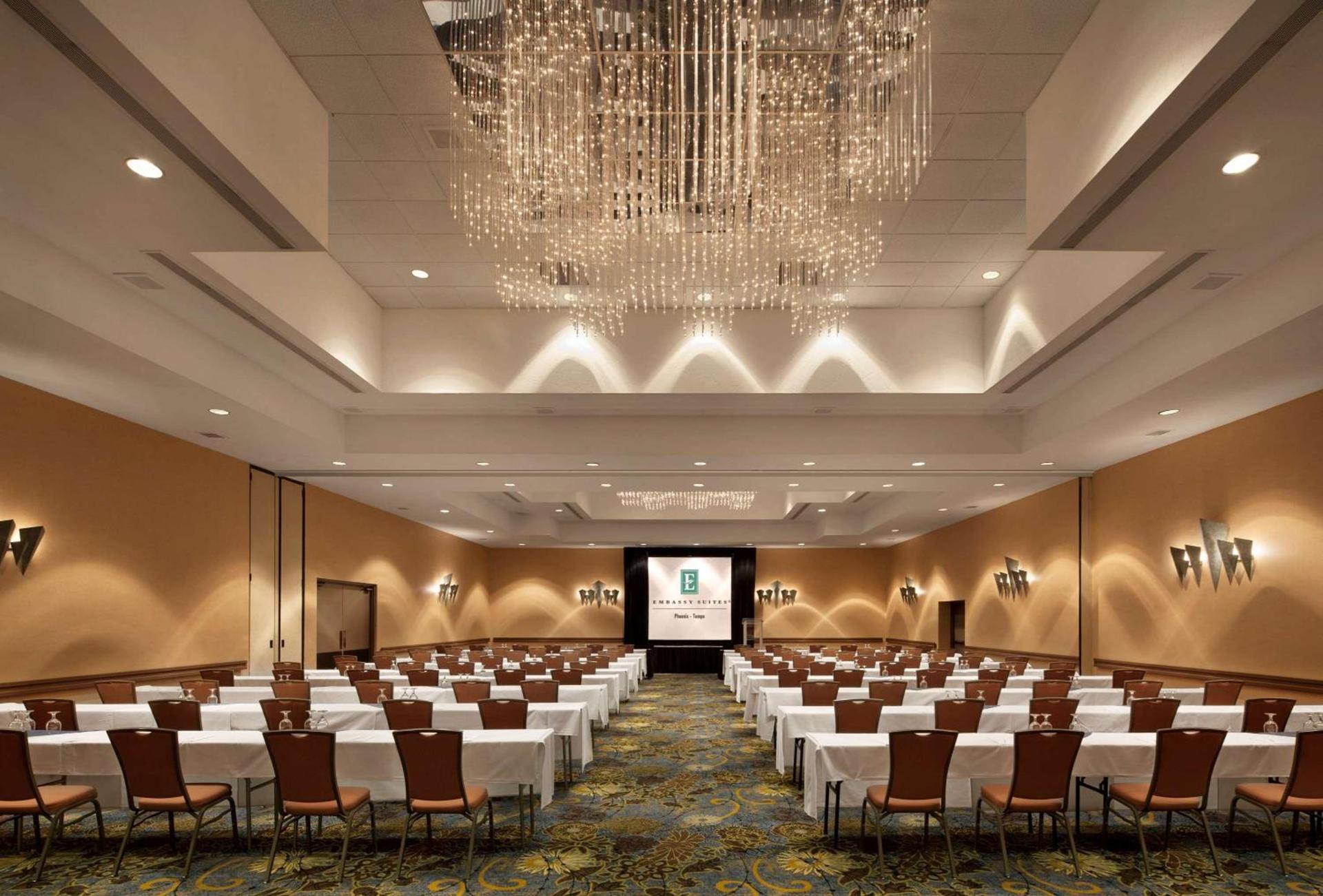 Embassy Suites by Hilton Phoenix Tempe photo 40