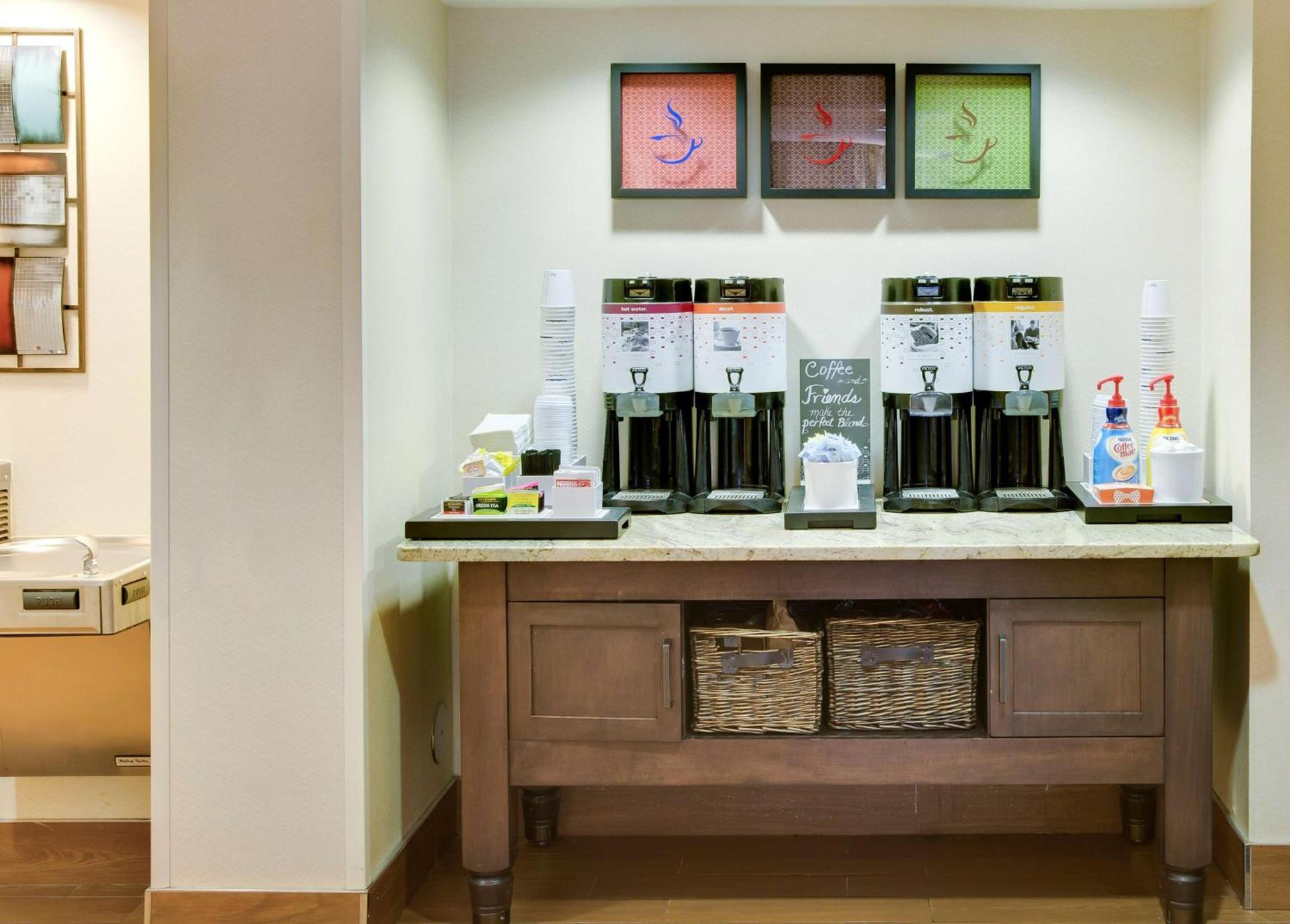 Pittsburgh Airport Inn and Suites photo 10
