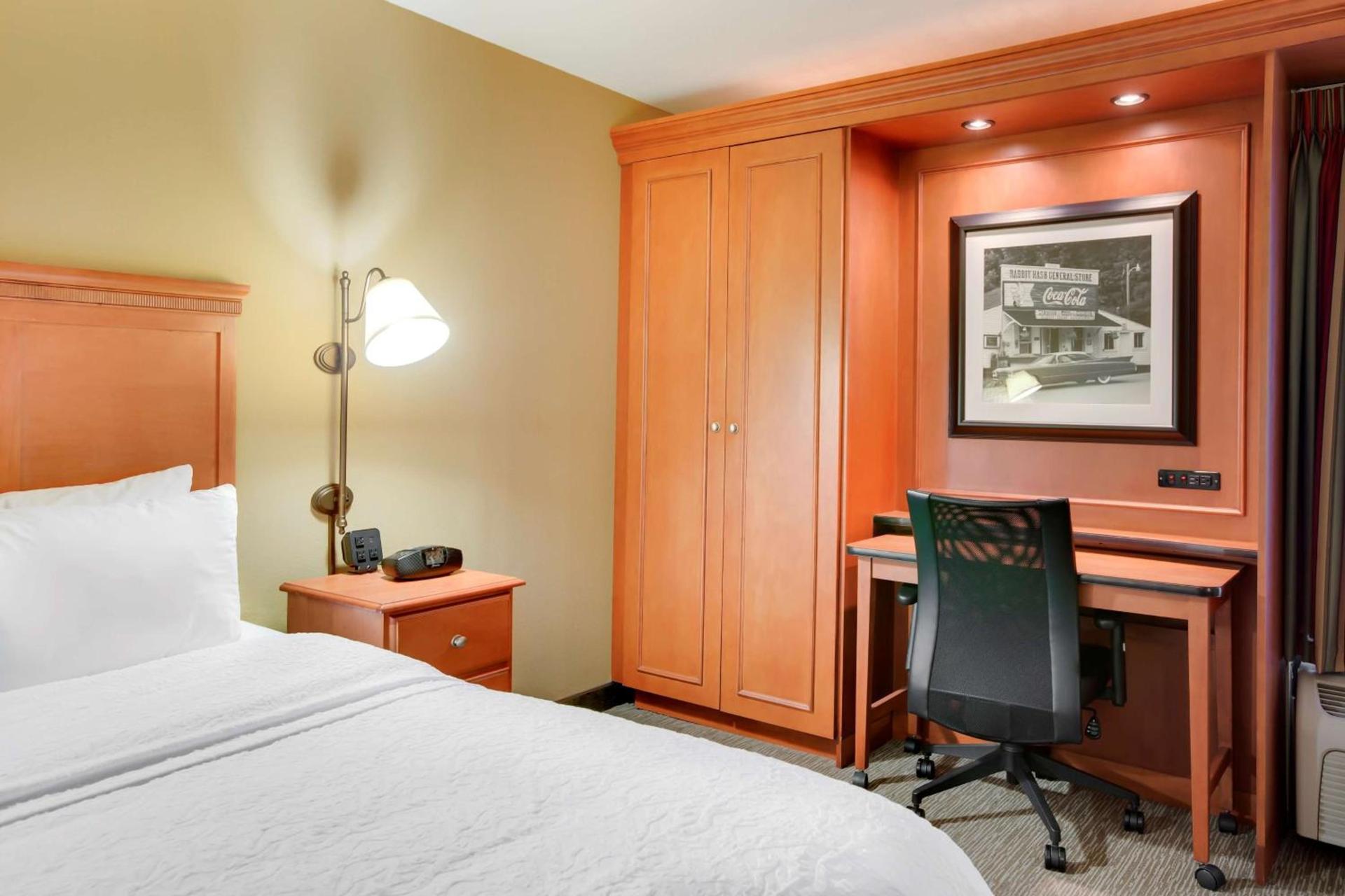 Pittsburgh Airport Inn and Suites photo 20