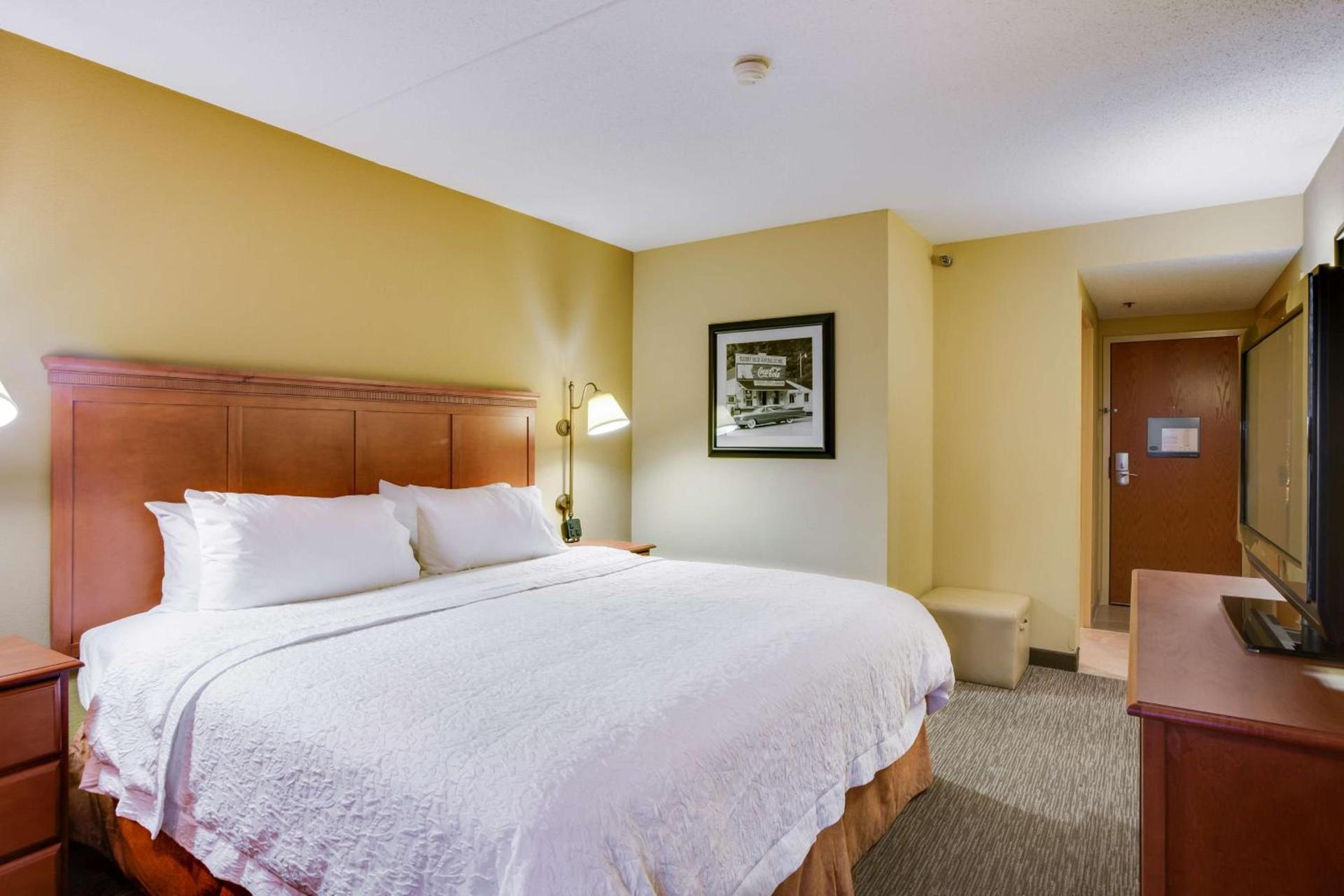 Pittsburgh Airport Inn and Suites photo 31