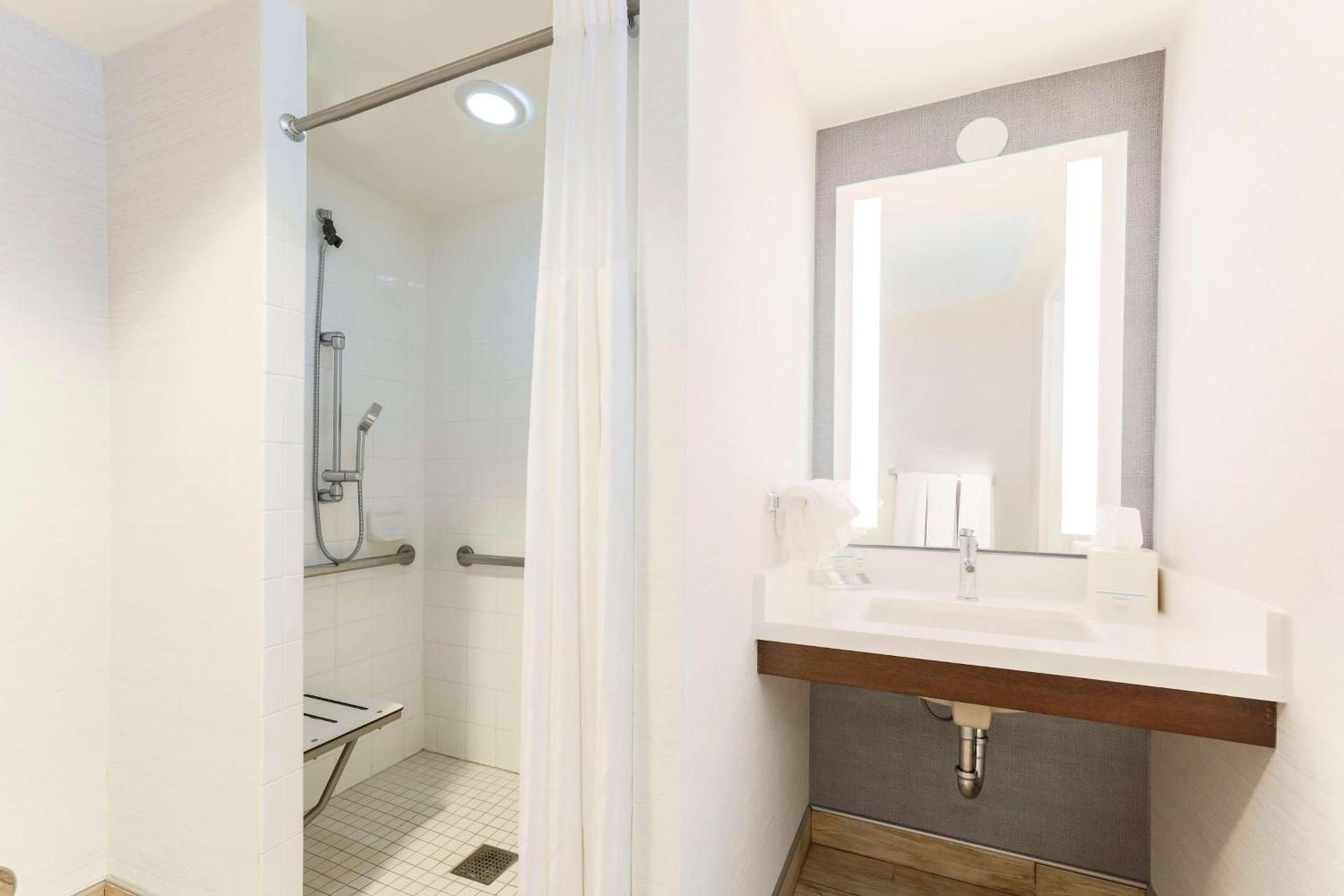 Hilton Garden Inn Reno photo 13