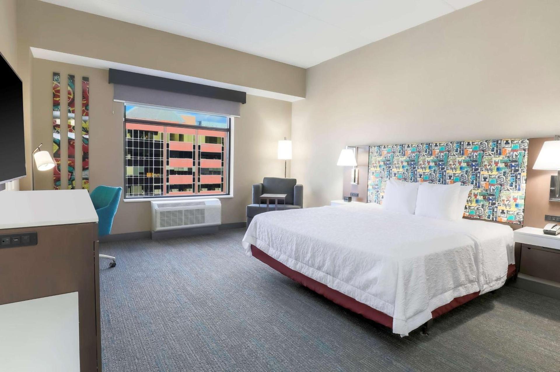 Hampton Inn & Suites Pittsburgh Downtown photo 34
