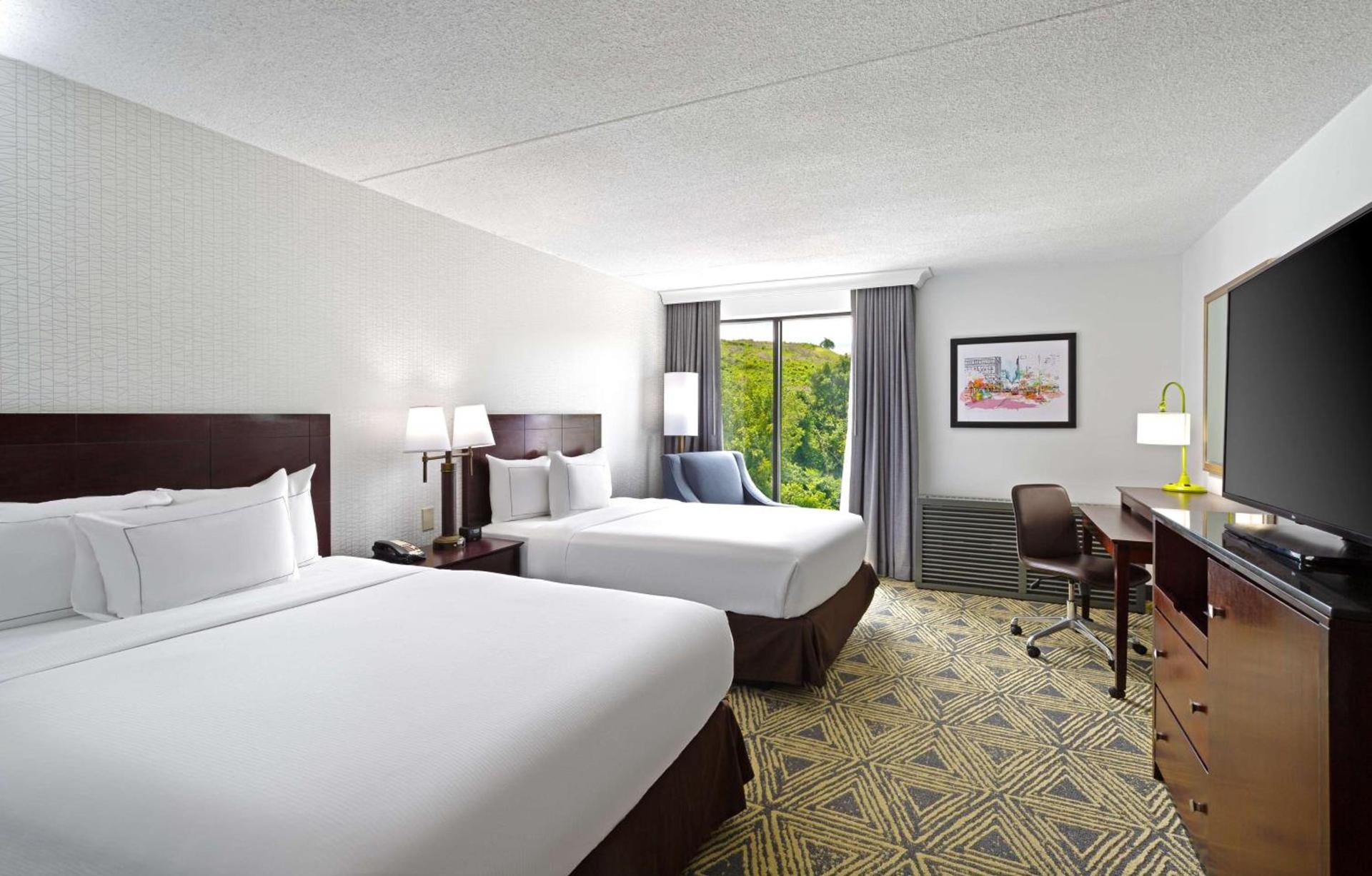 DoubleTree by Hilton Washington Meadow Lands Casino Area photo 21