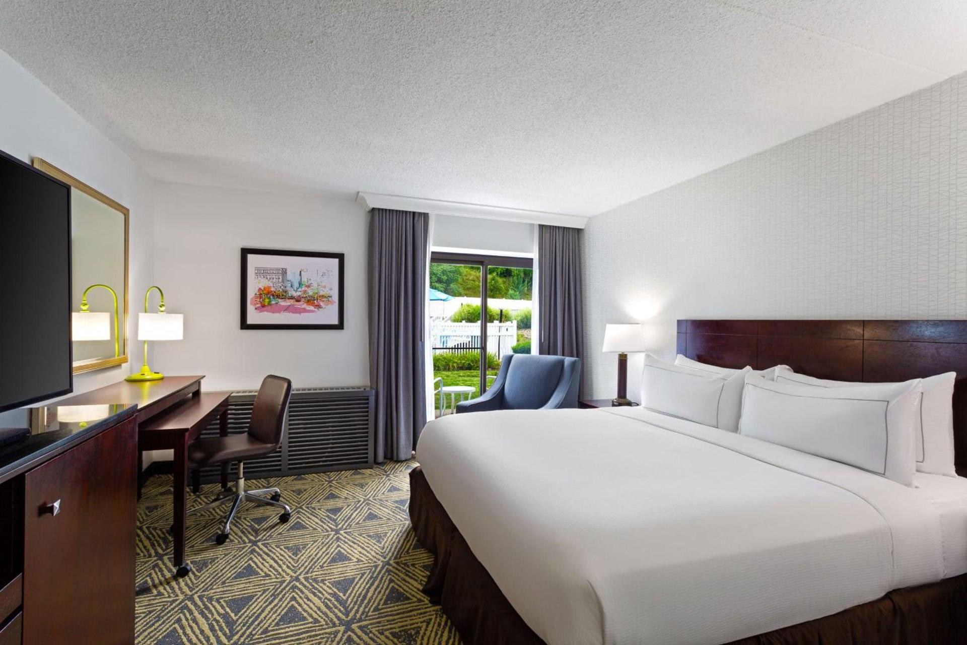 DoubleTree by Hilton Washington Meadow Lands Casino Area photo 22