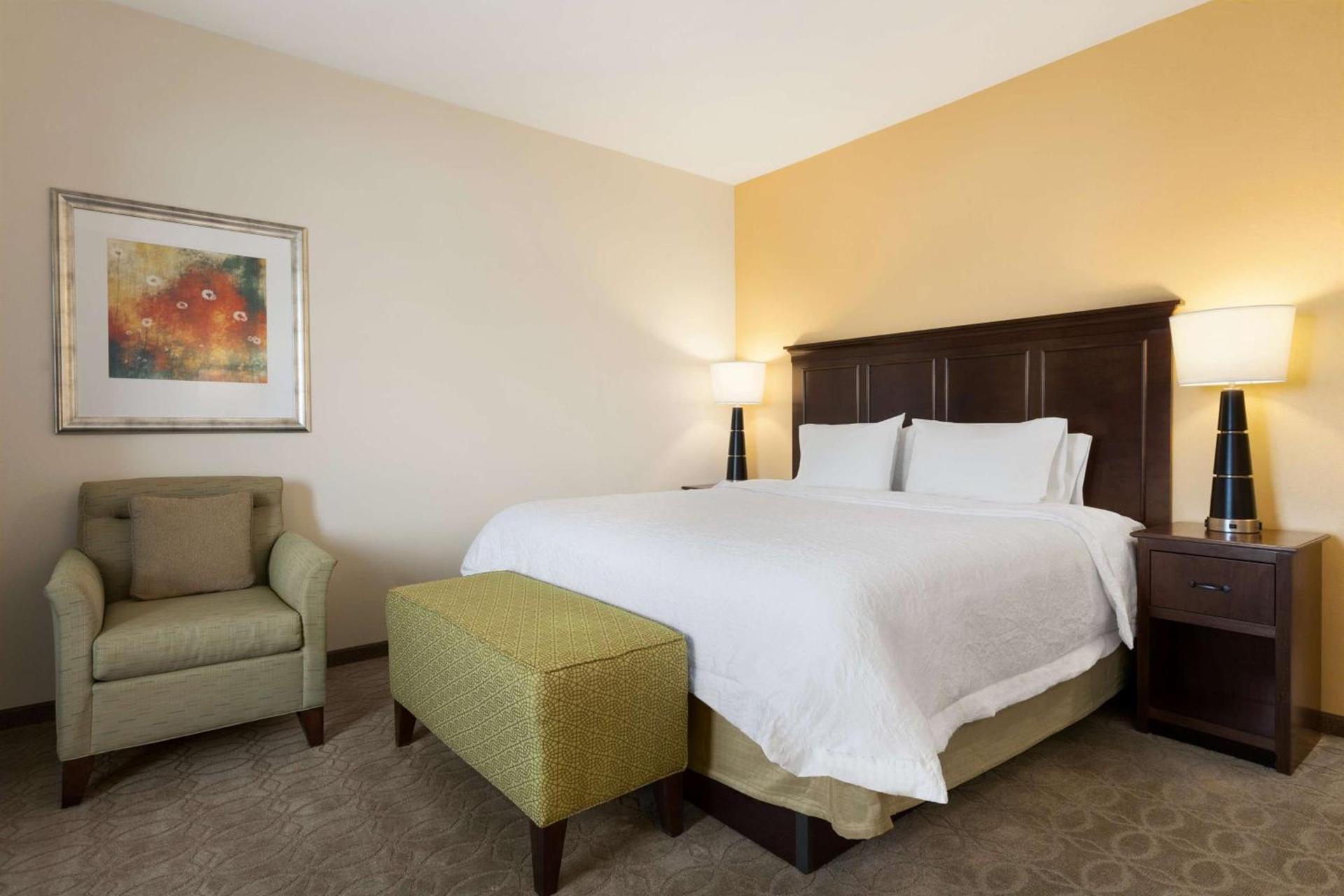 Hampton Inn & Suites San Bernardino photo 9
