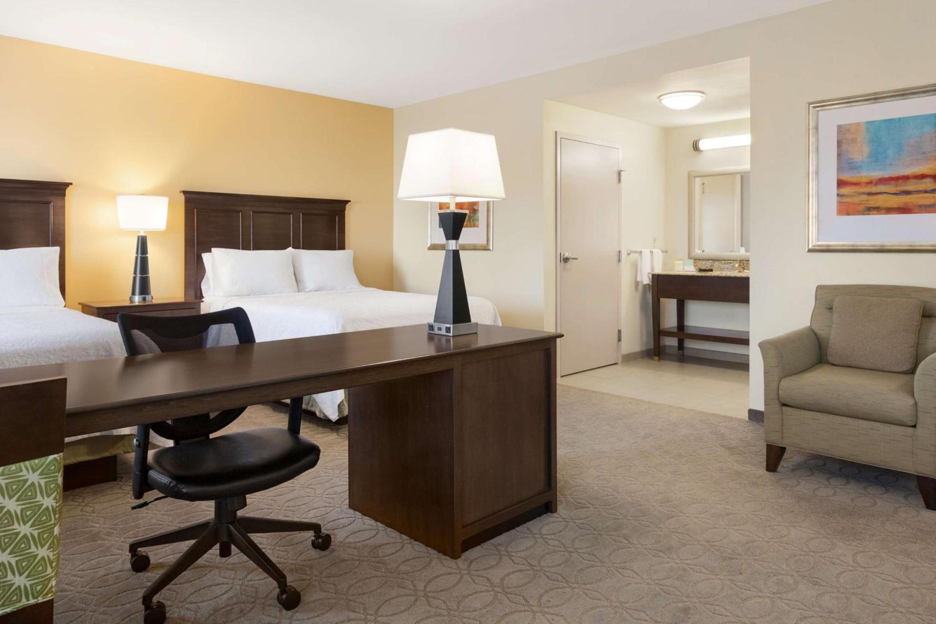 Hampton Inn & Suites San Bernardino photo 13