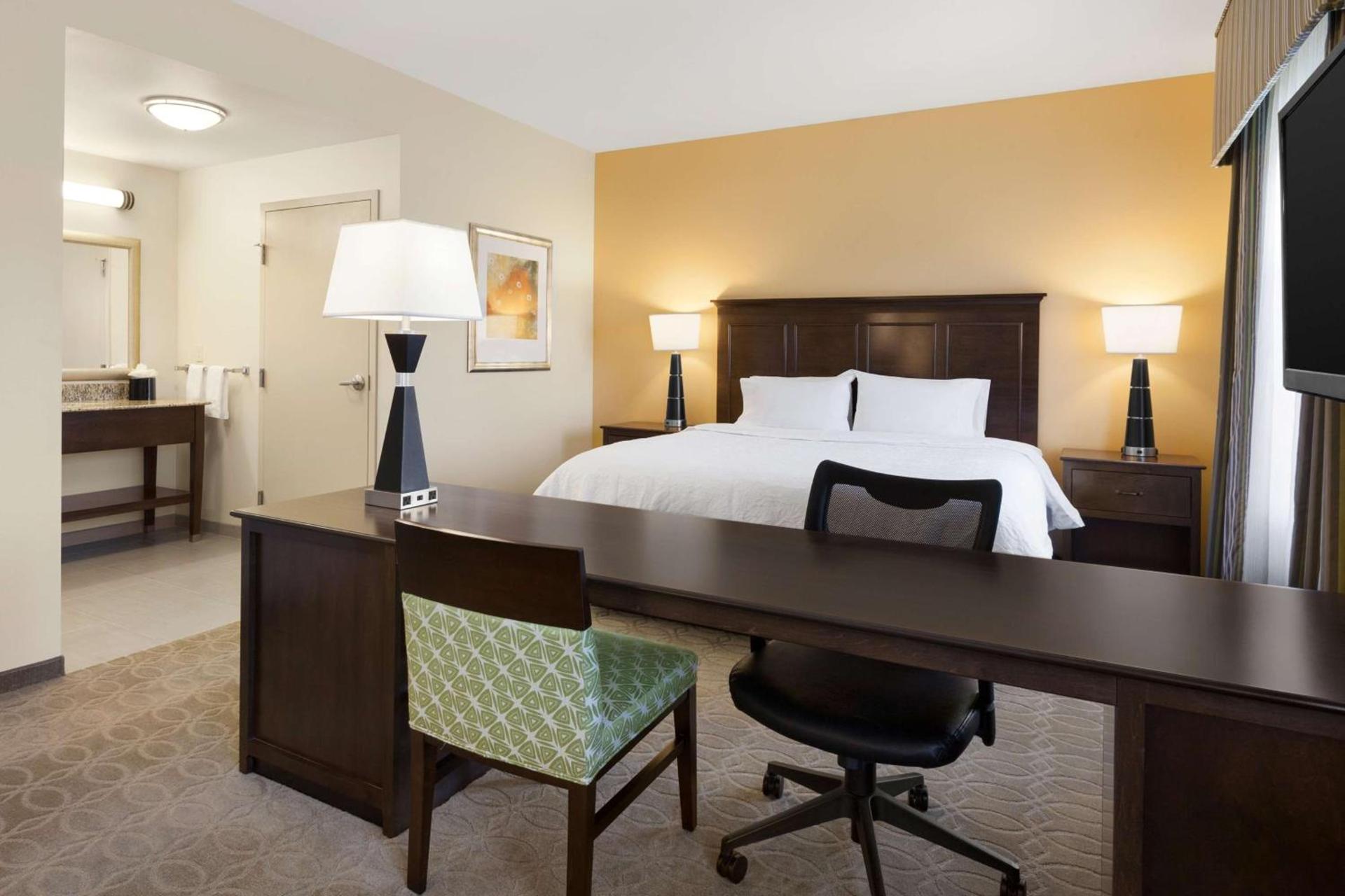 Hampton Inn & Suites San Bernardino photo 16
