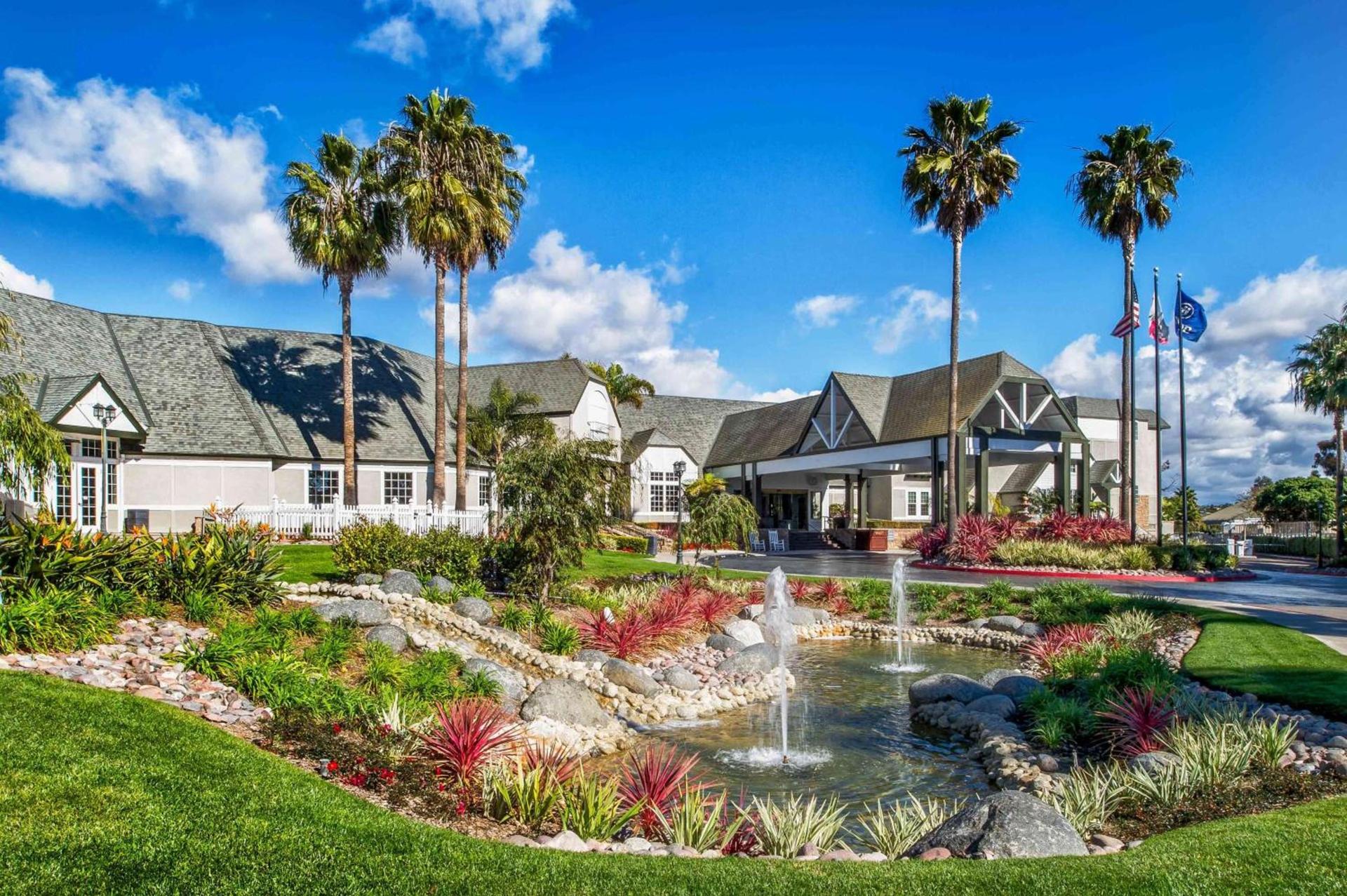 Hilton San Diego/Del Mar photo 1