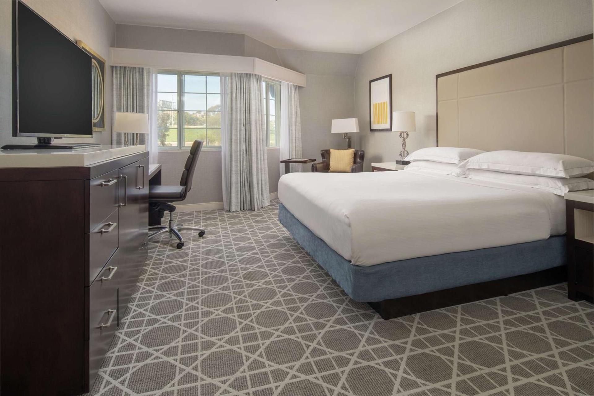 Hilton San Diego/Del Mar photo 35