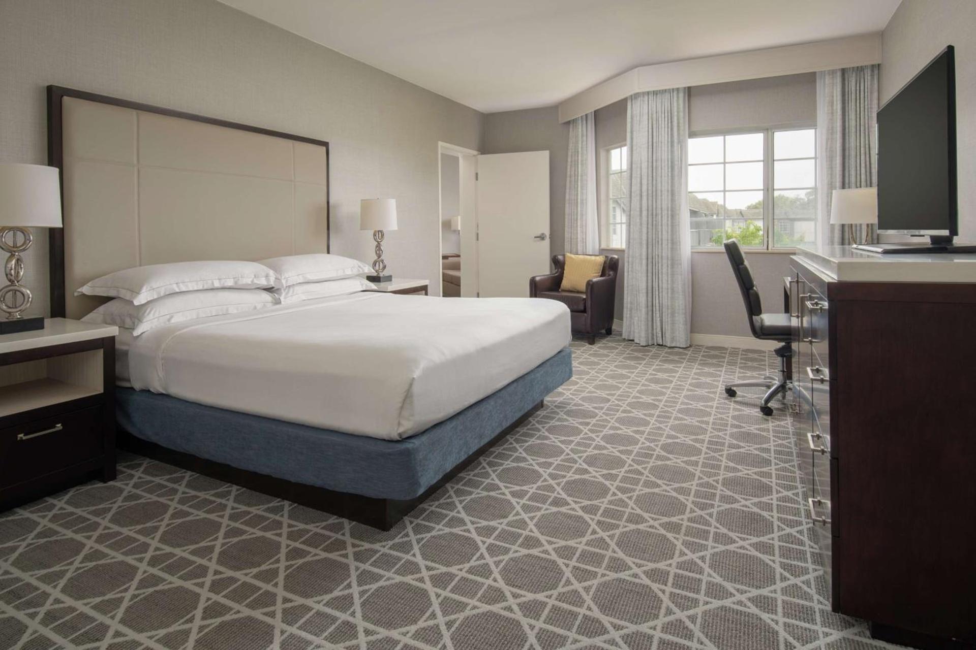 Hilton San Diego/Del Mar photo 34