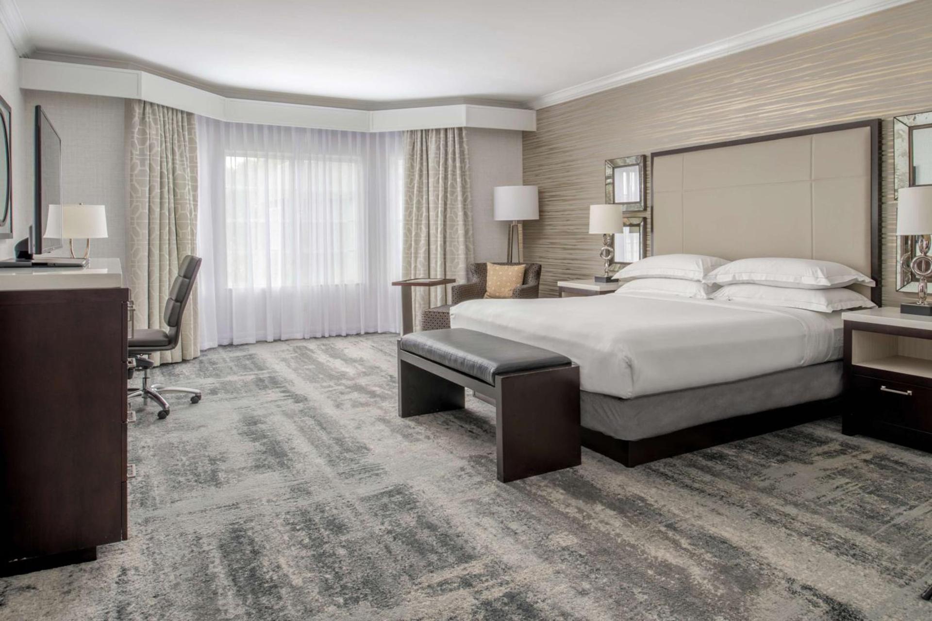 Hilton San Diego/Del Mar photo 36