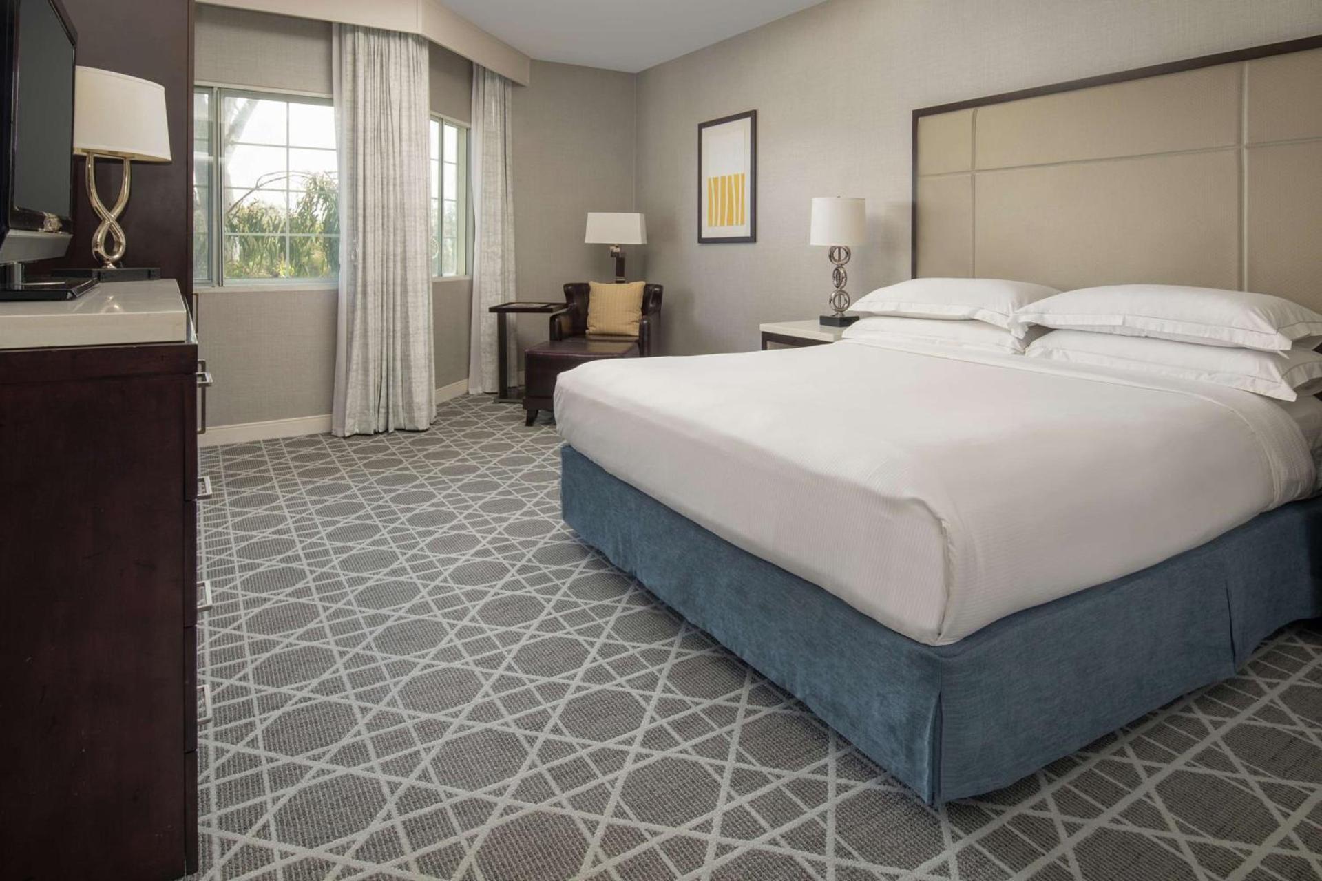 Hilton San Diego/Del Mar photo 51