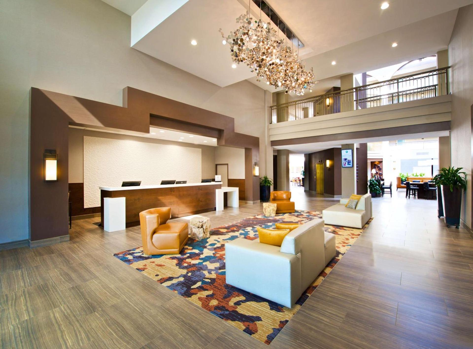 Embassy Suites by Hilton Seattle Bellevue photo 6