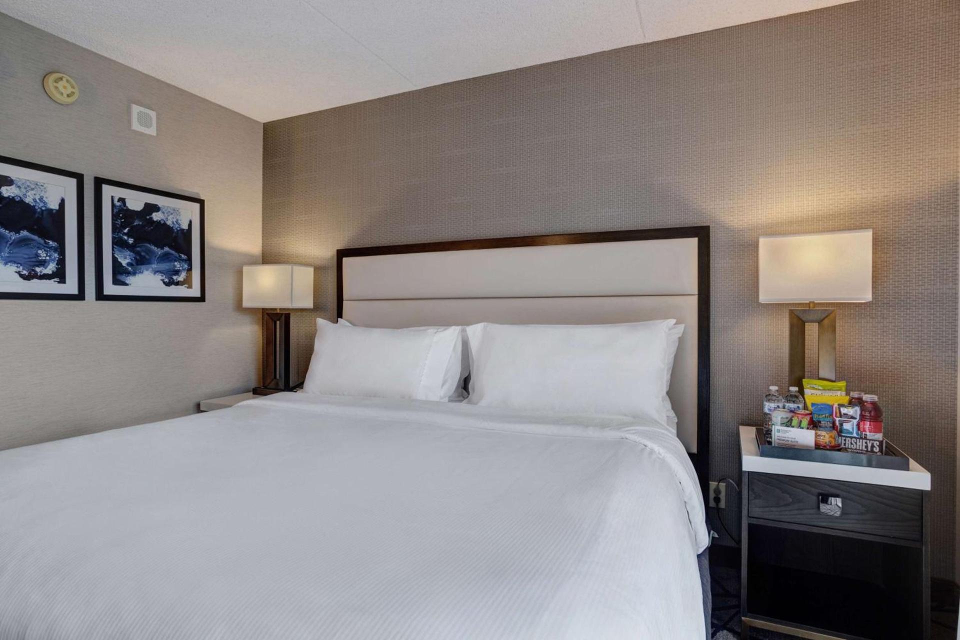 Embassy Suites by Hilton Seattle Bellevue photo 17