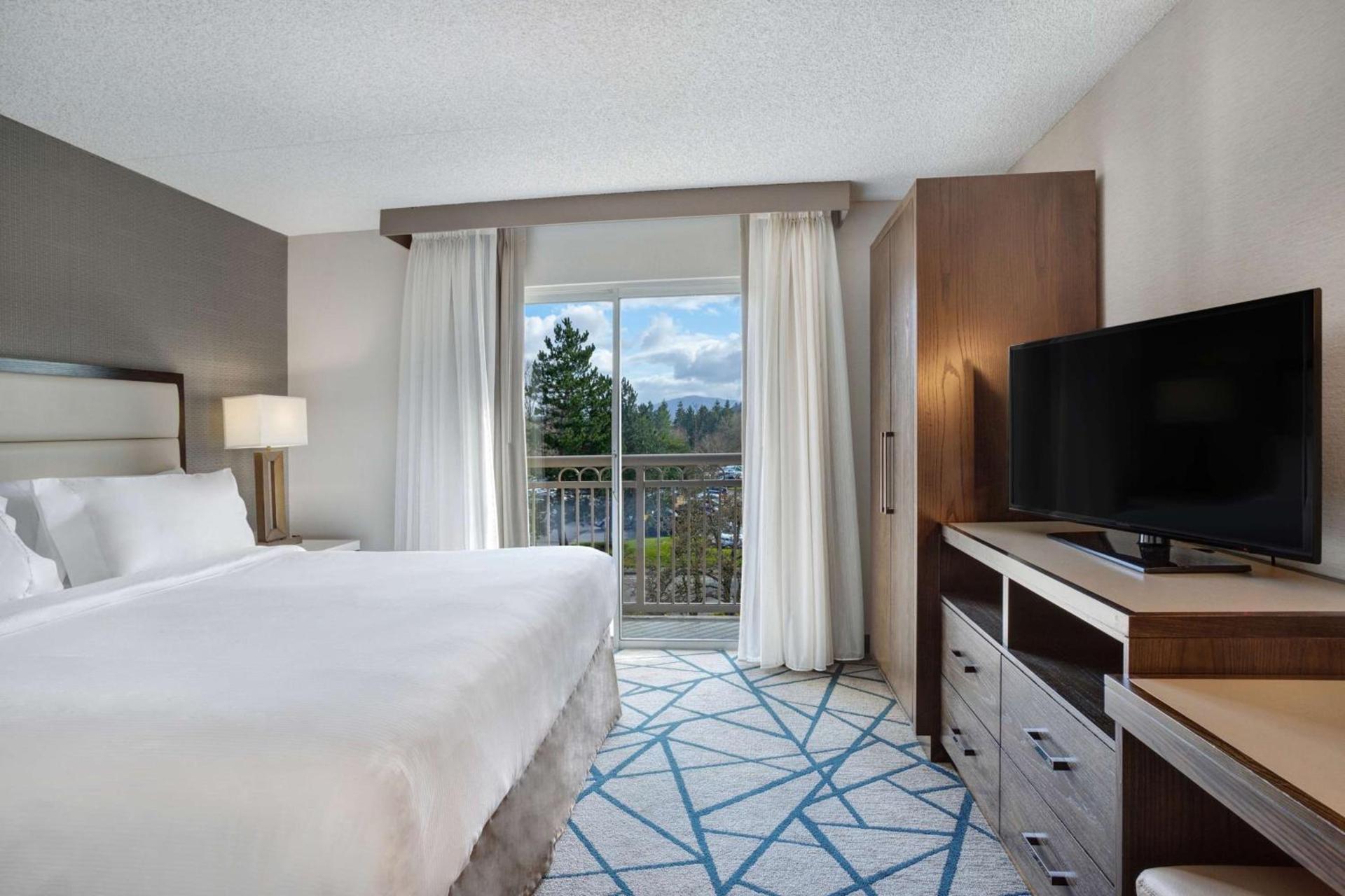 Embassy Suites by Hilton Seattle Bellevue photo 30