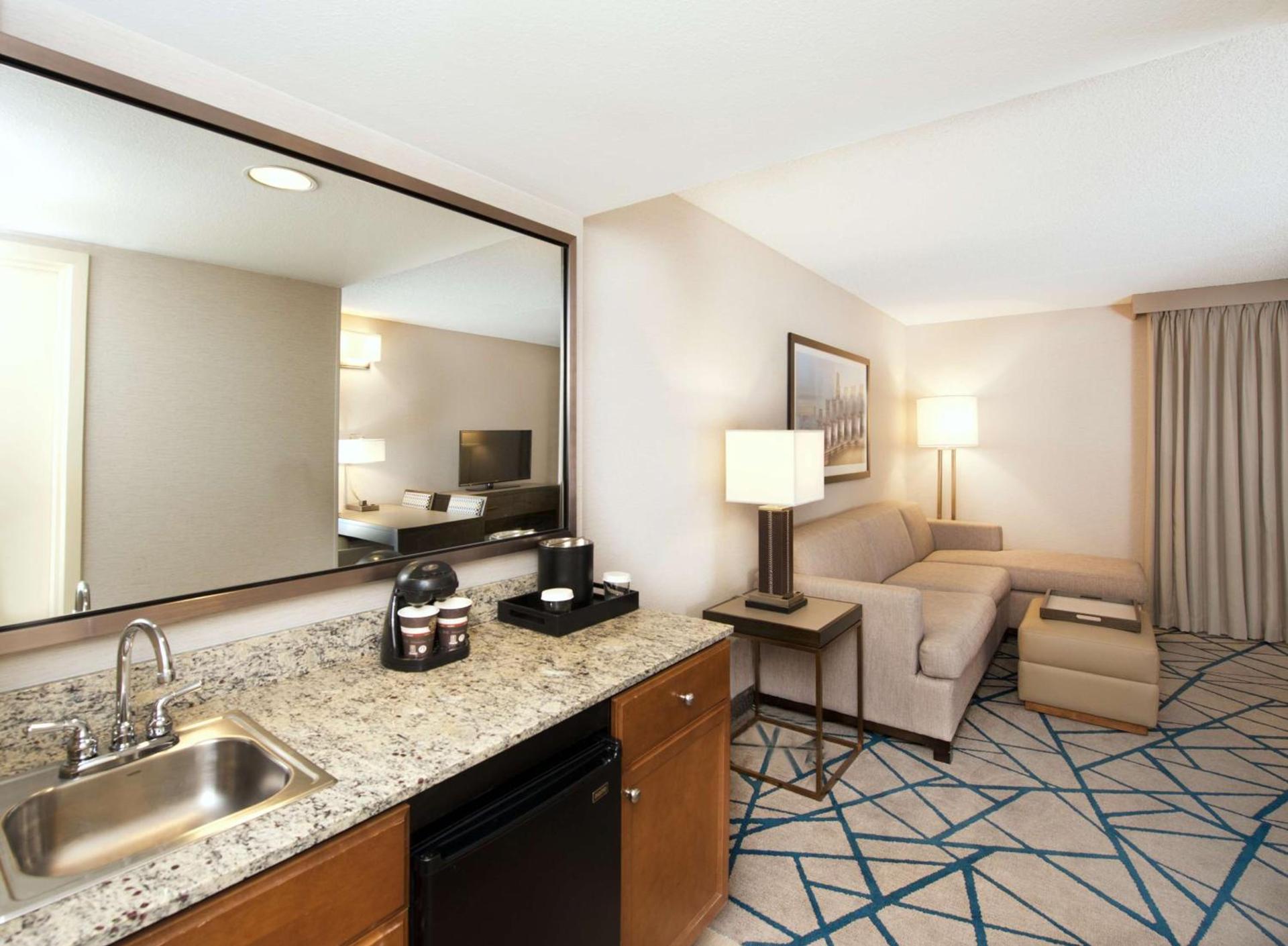 Embassy Suites by Hilton Seattle Bellevue photo 34