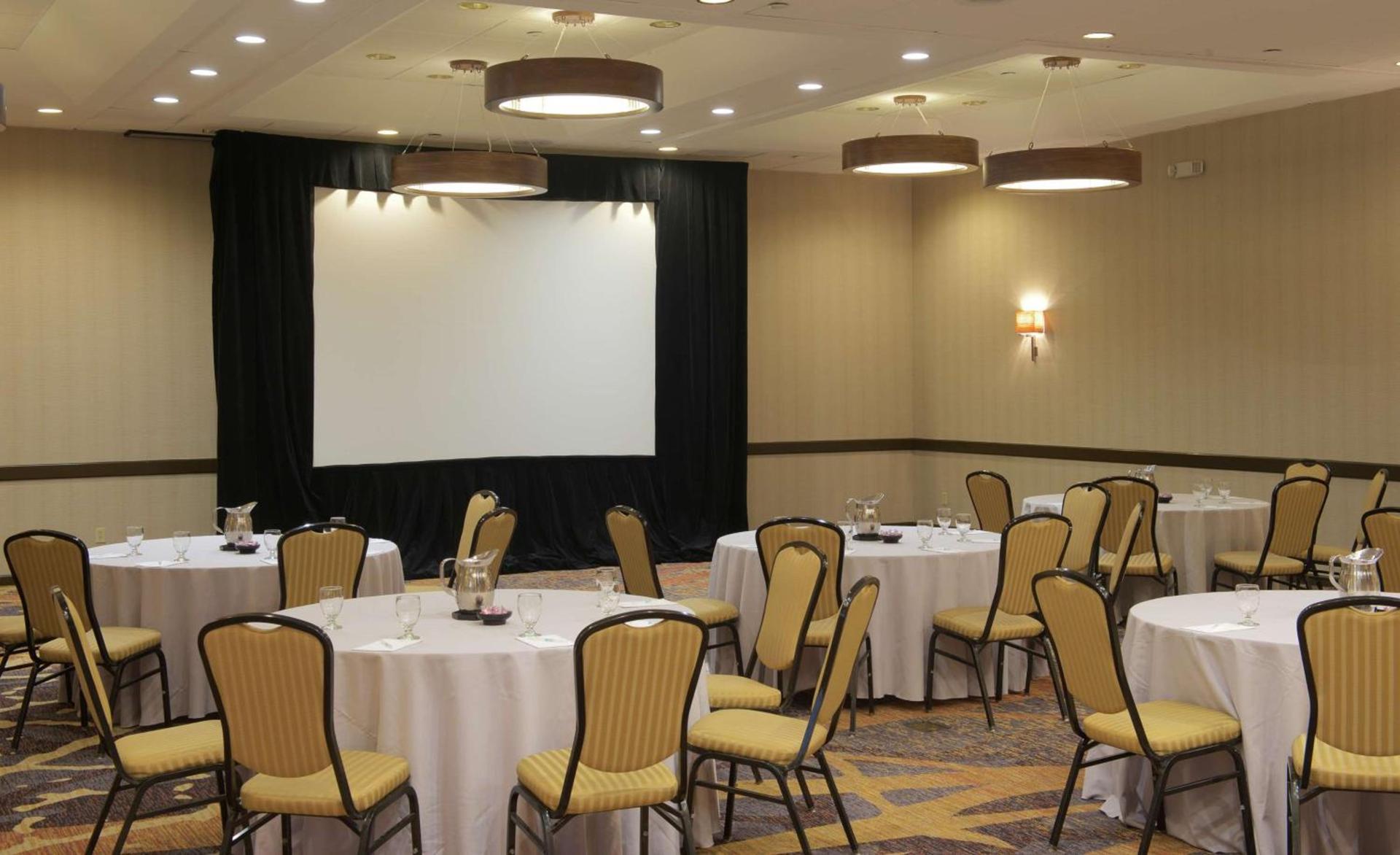 Embassy Suites by Hilton Seattle Bellevue photo 39