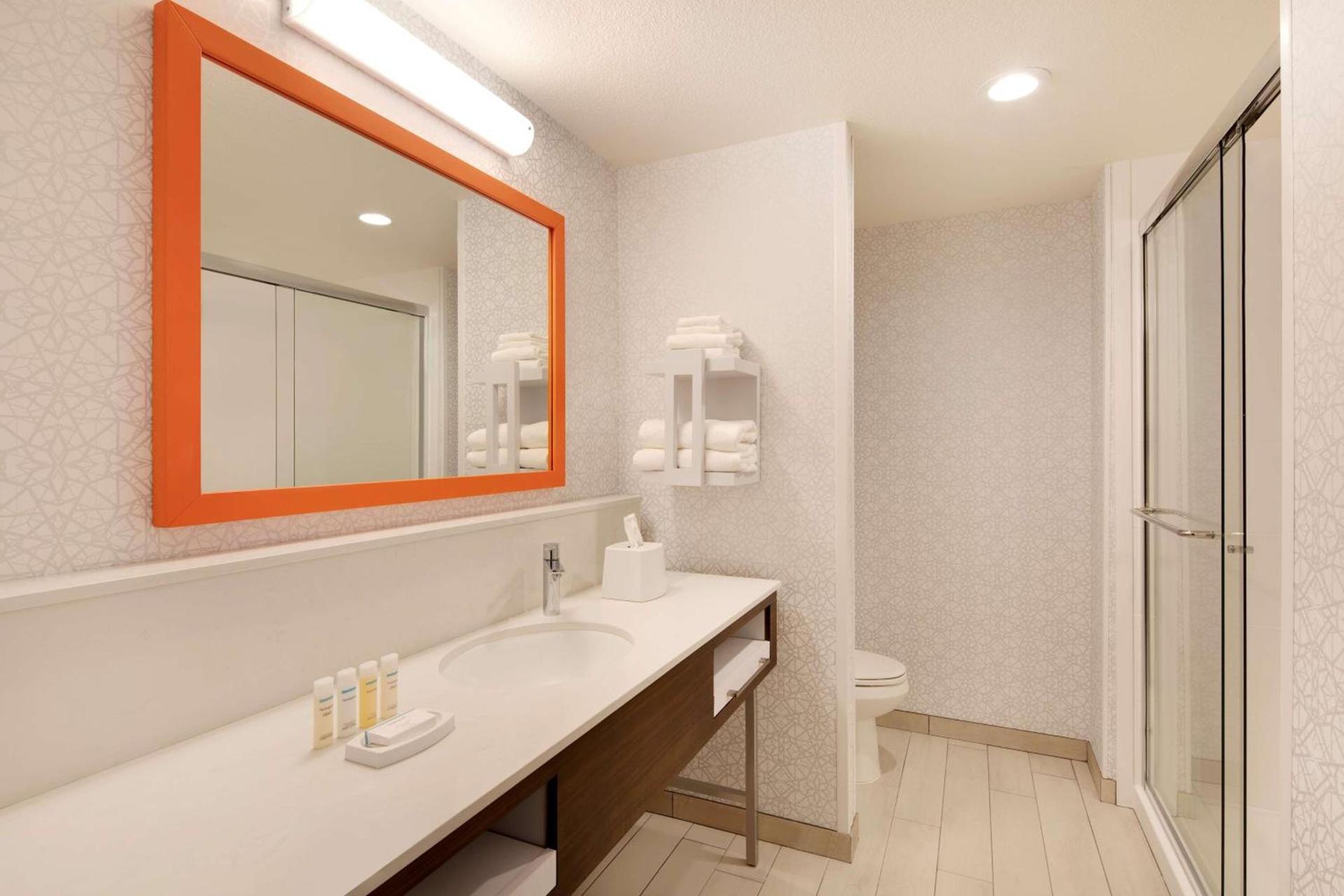 Hampton Inn Santa Cruz West, Ca photo 23