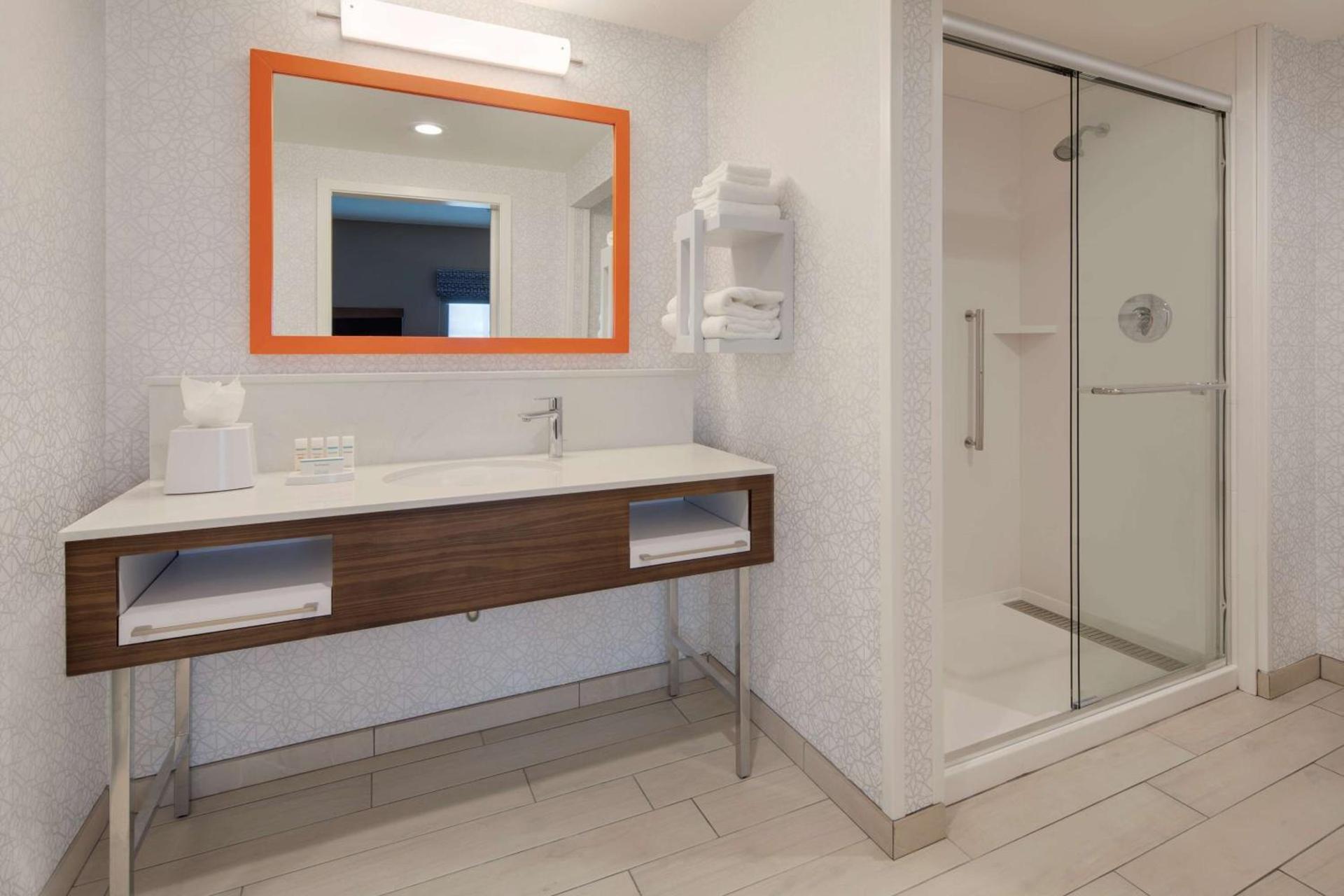 Hampton Inn Santa Cruz West, Ca photo 34