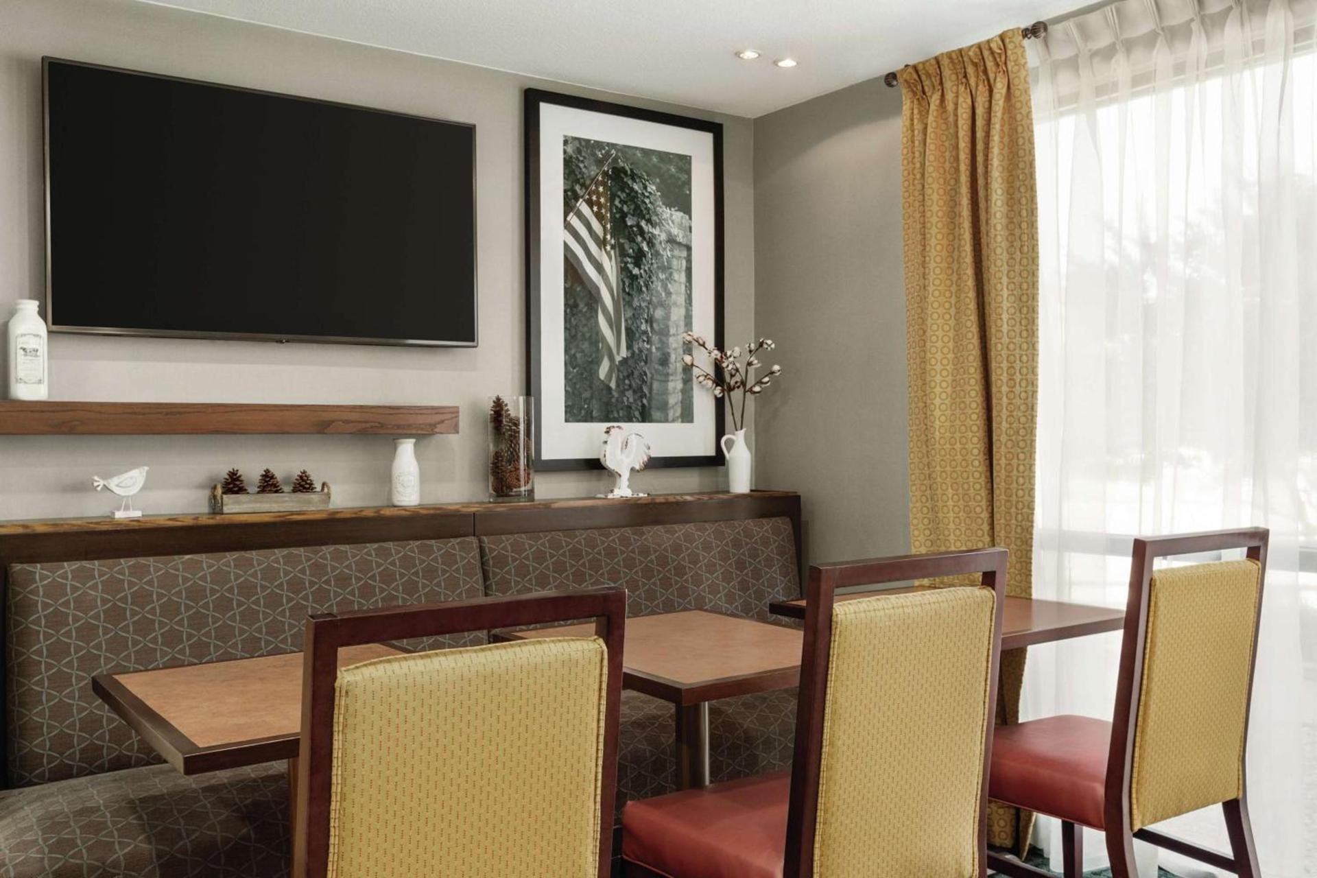 Hampton Inn San Angelo photo 4