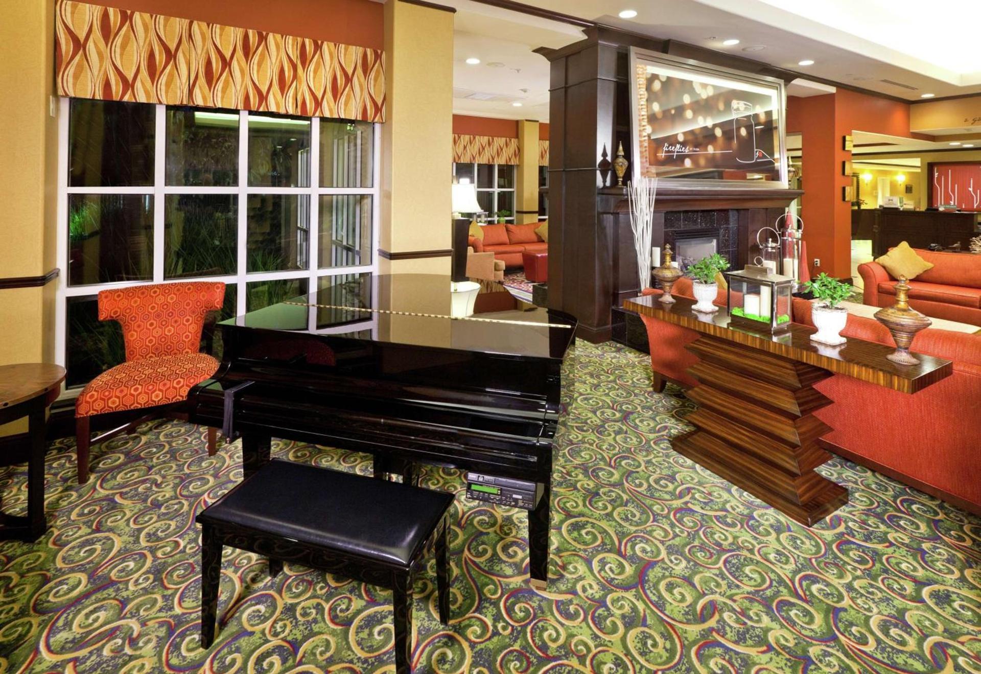 Hilton Garden Inn Fontana photo 5