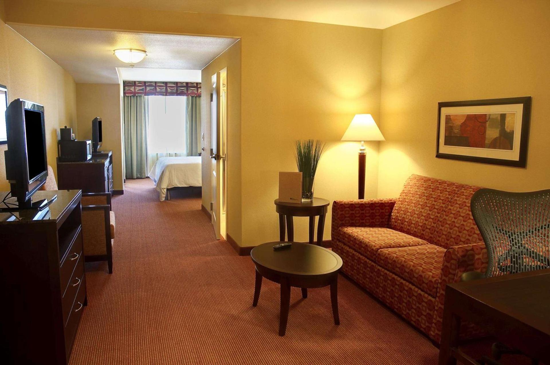 Hilton Garden Inn Fontana photo 42