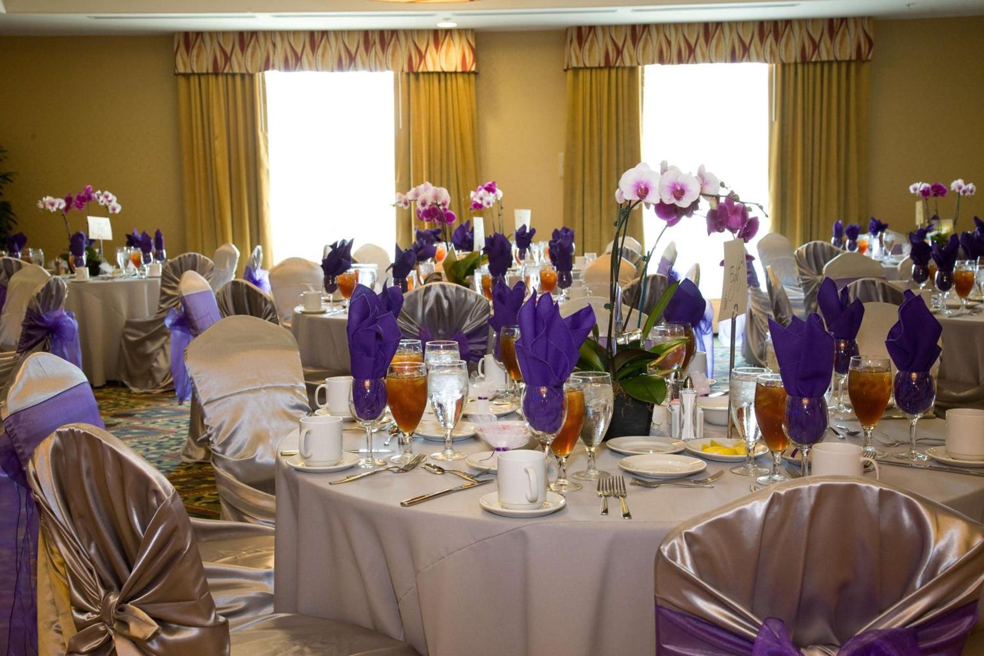 Hilton Garden Inn Fontana photo 47