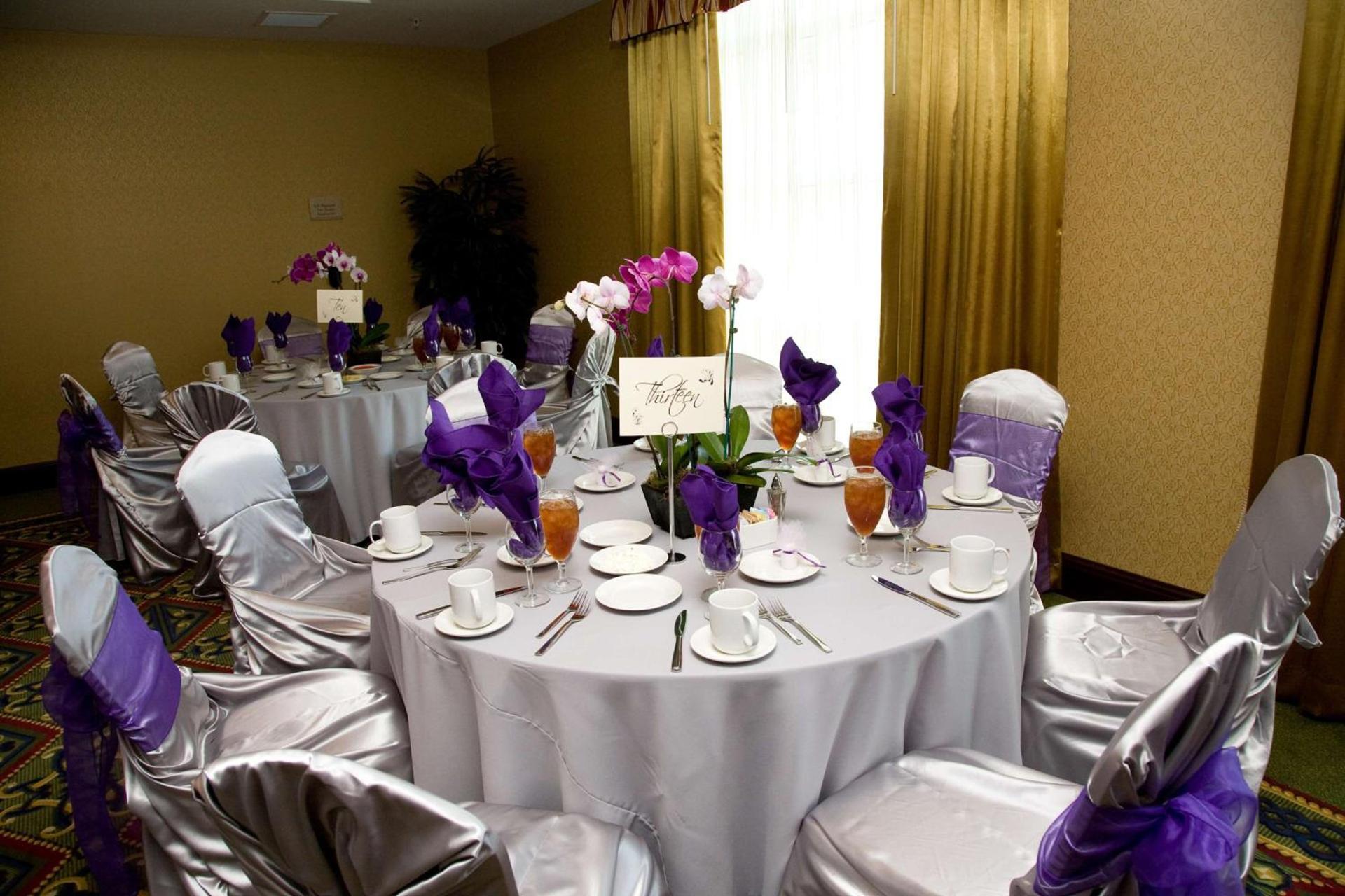 Hilton Garden Inn Fontana photo 50