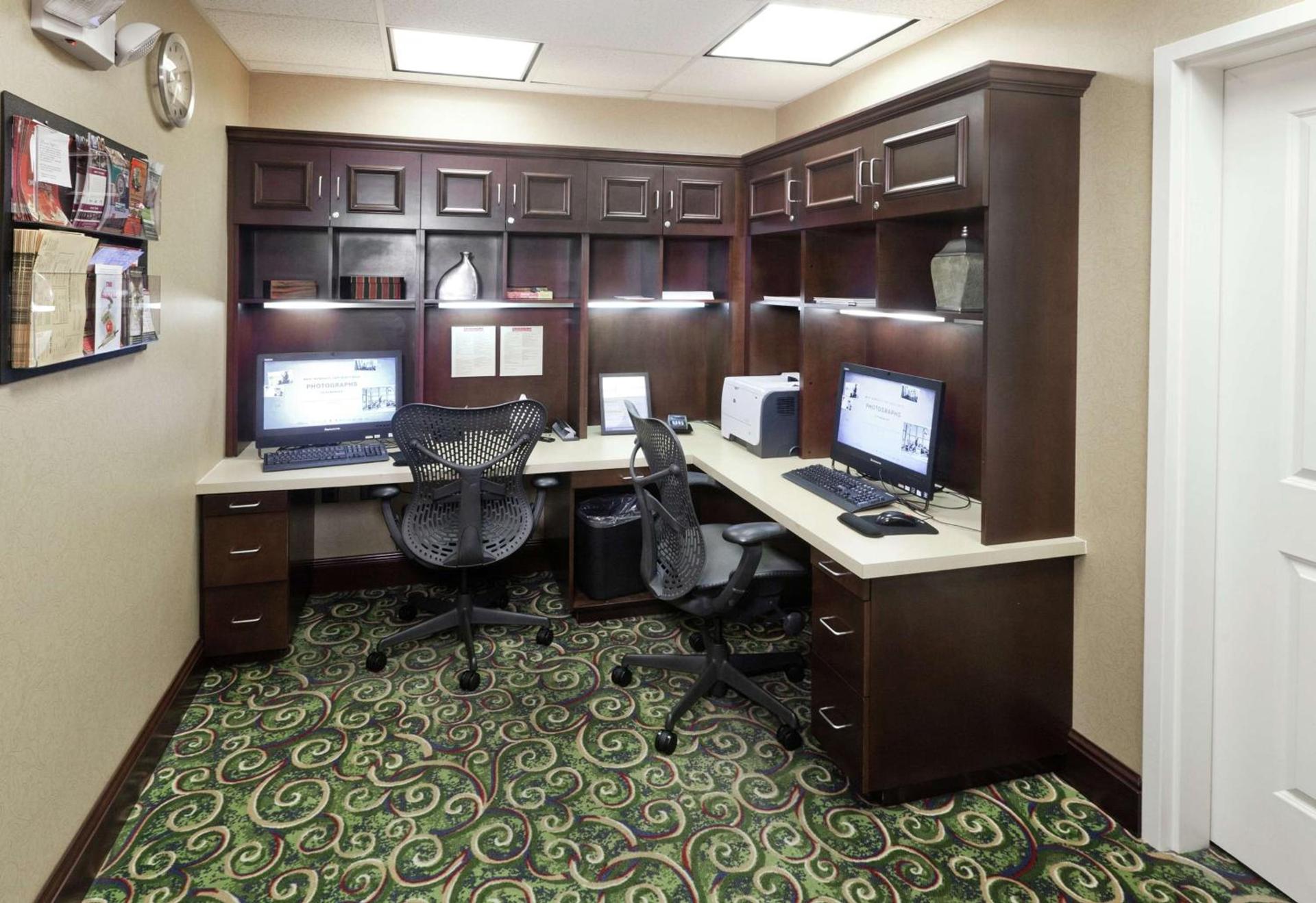 Hilton Garden Inn Fontana photo 67