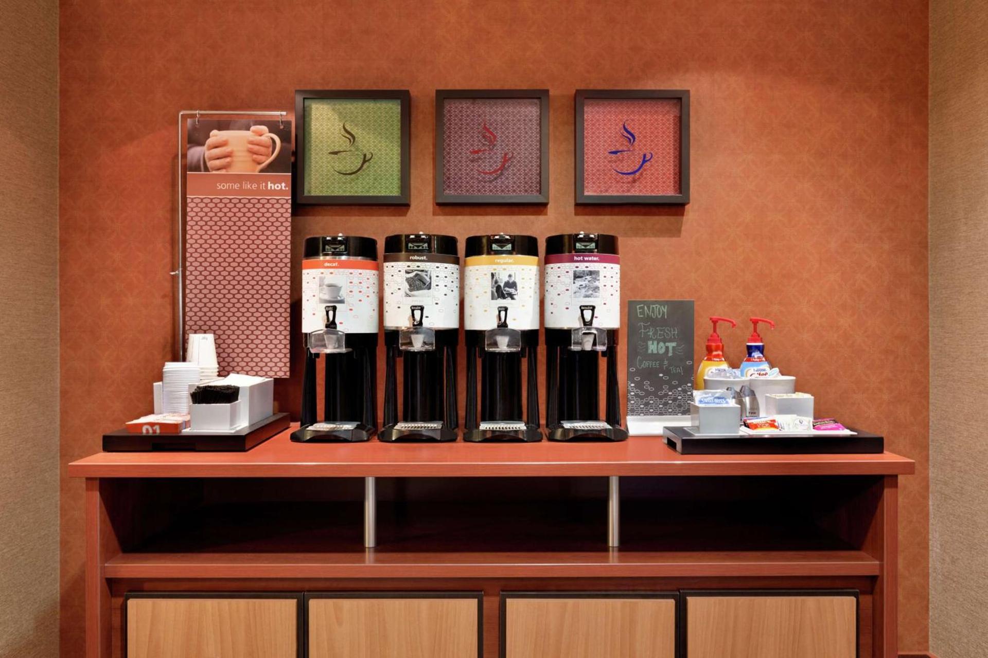 Hampton Inn Wichita Falls-Sikes Senter Mall photo 5