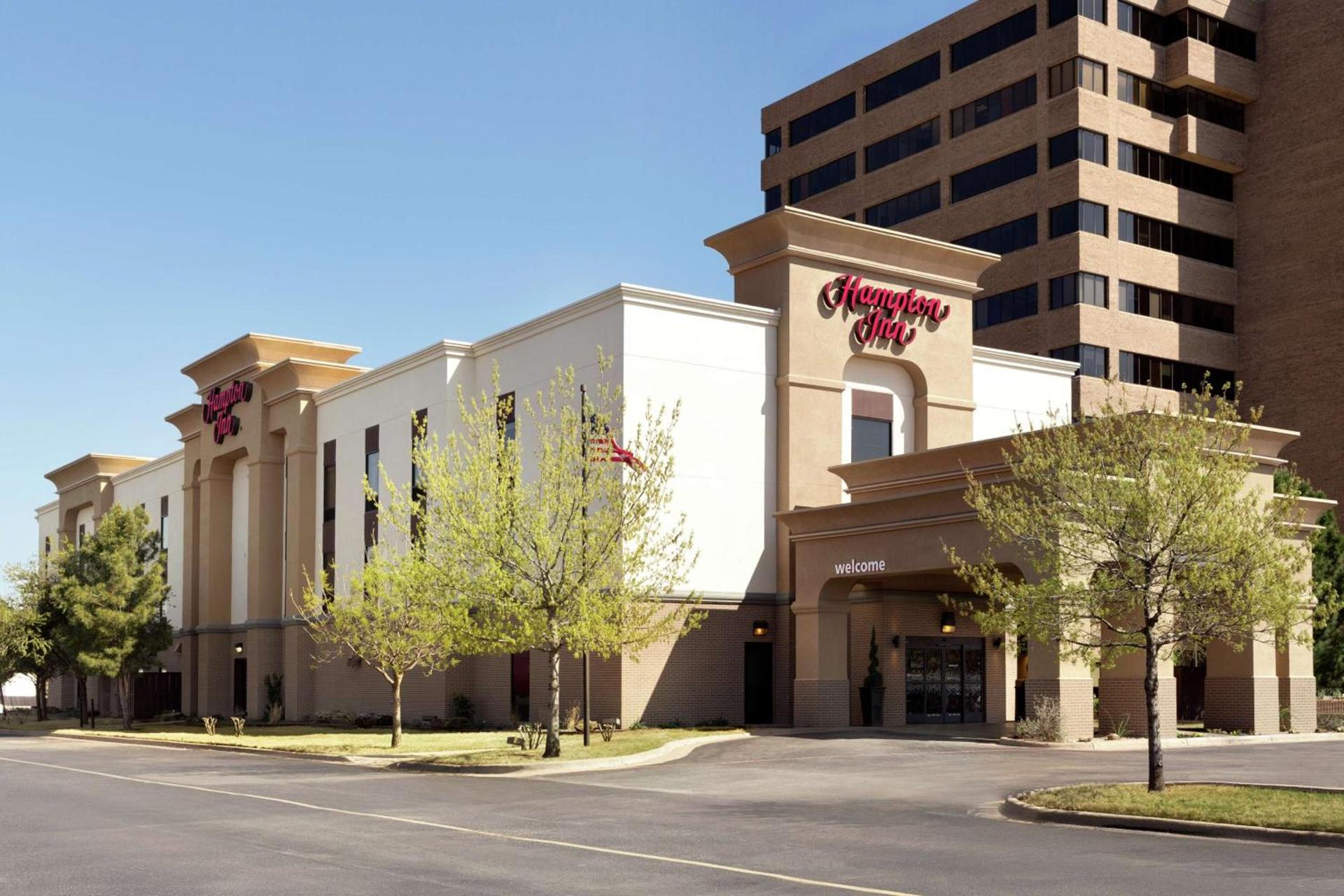Hampton Inn Wichita Falls-Sikes Senter Mall photo 2