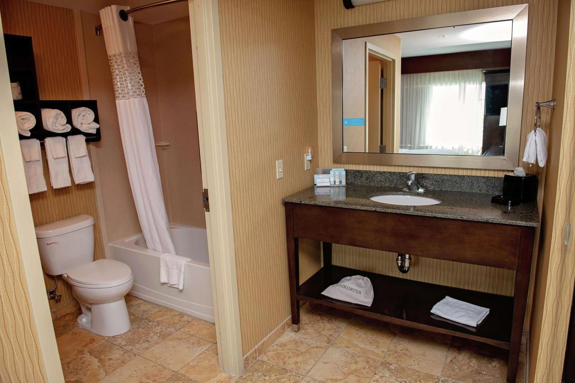 Hampton Inn & Suites Bradenton photo 10