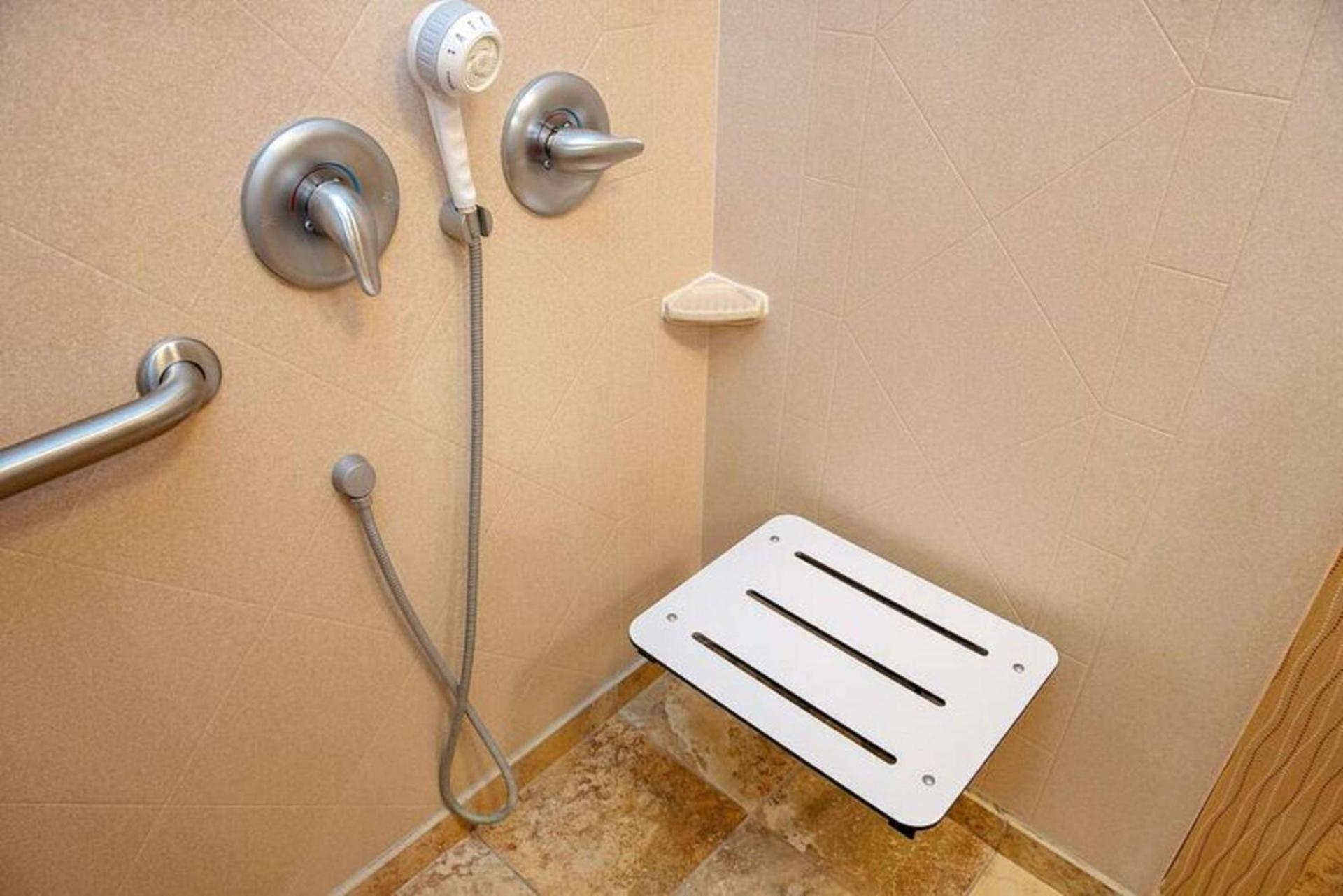 Hampton Inn & Suites Bradenton photo 16