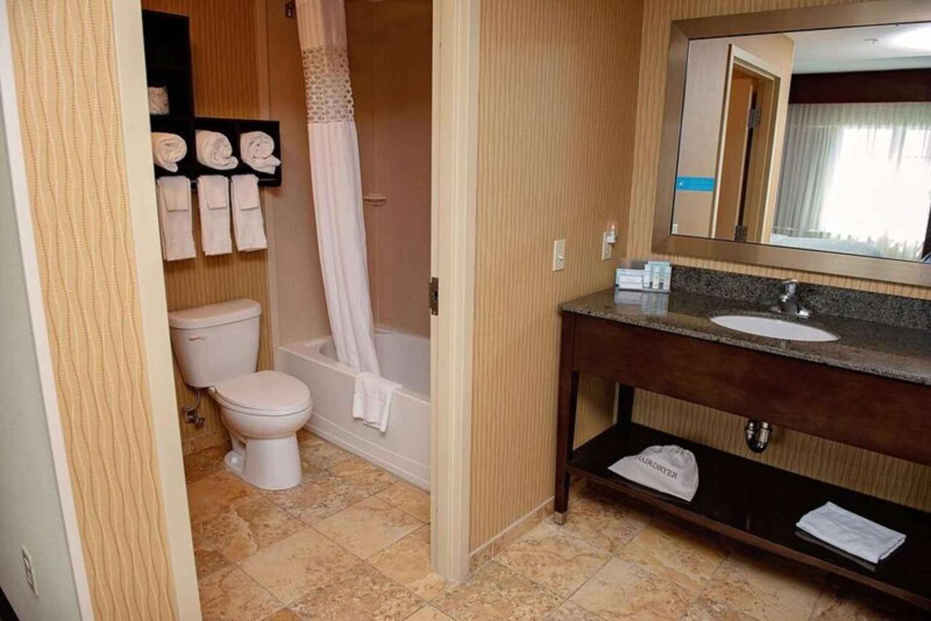 Hampton Inn & Suites Bradenton photo 19