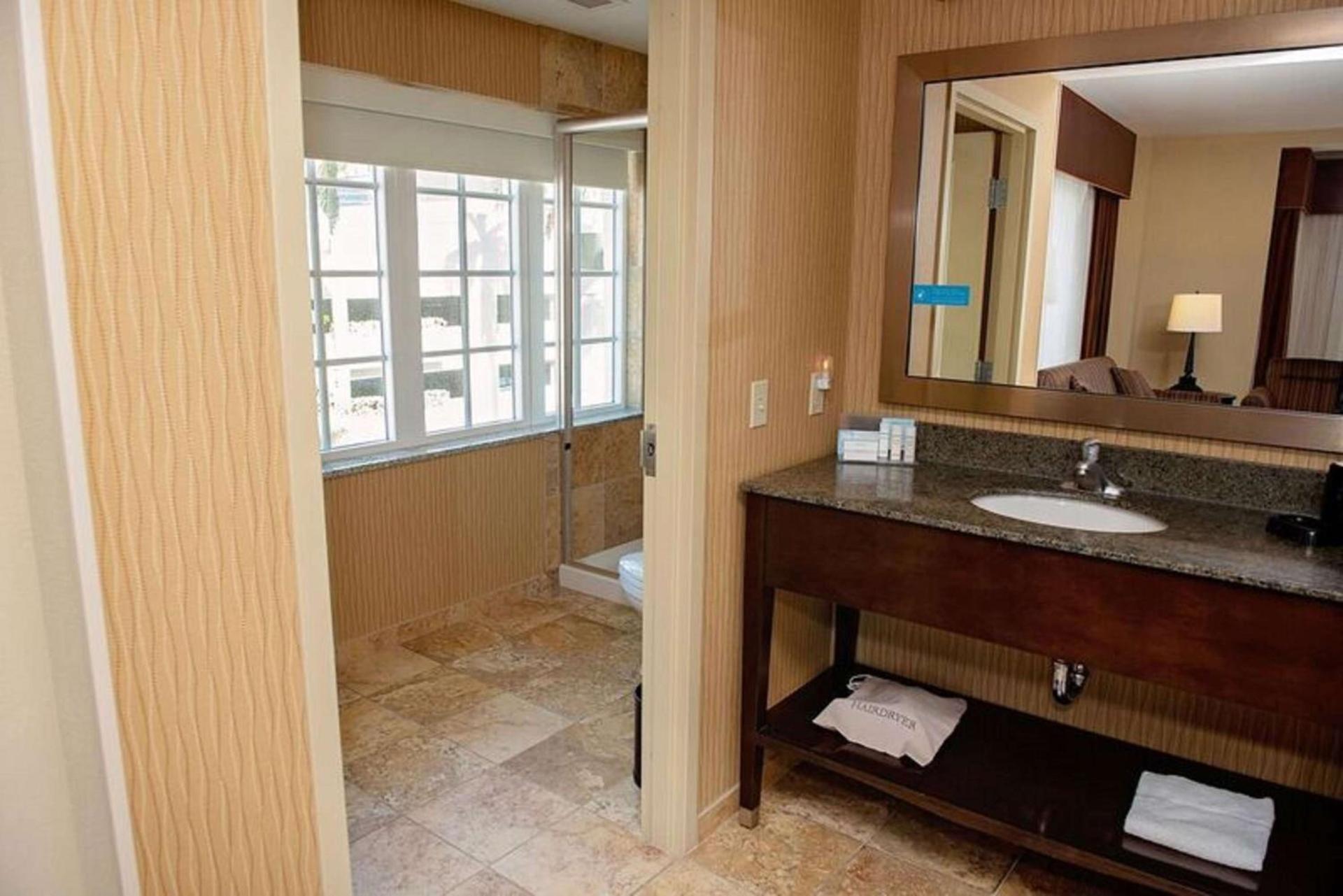 Hampton Inn & Suites Bradenton photo 24