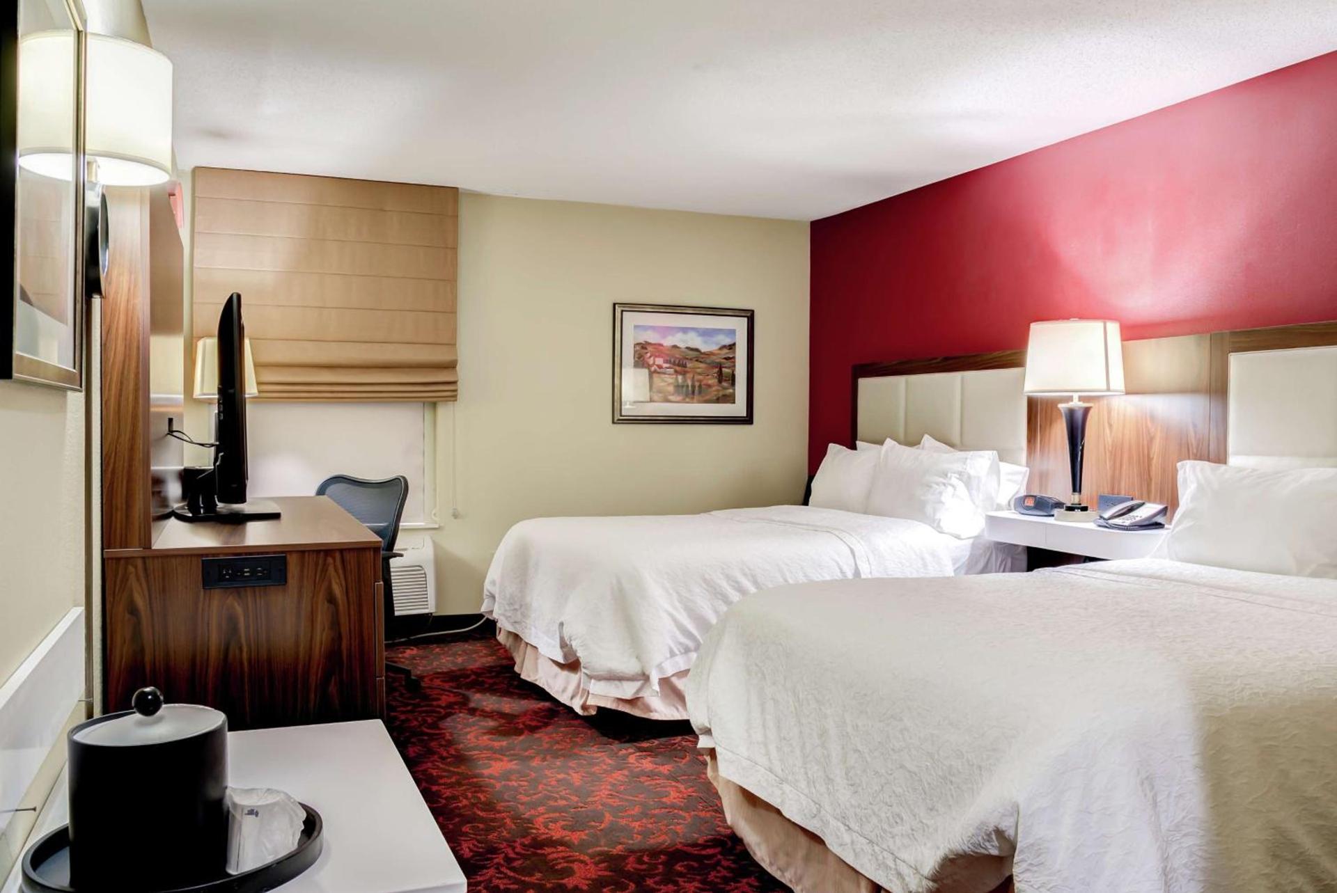 Hampton Inn St. Joseph photo 14
