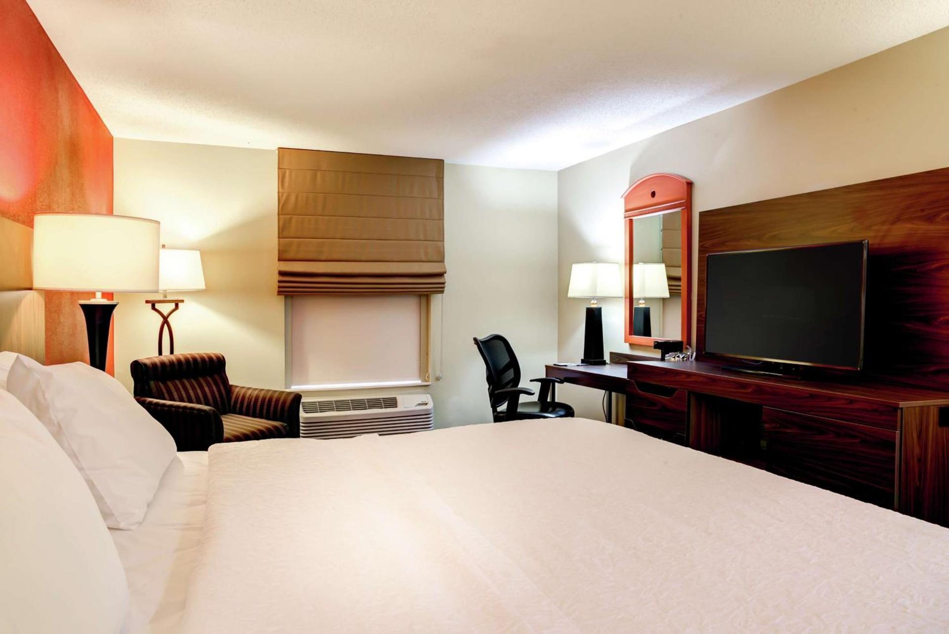 Hampton Inn St. Joseph photo 21