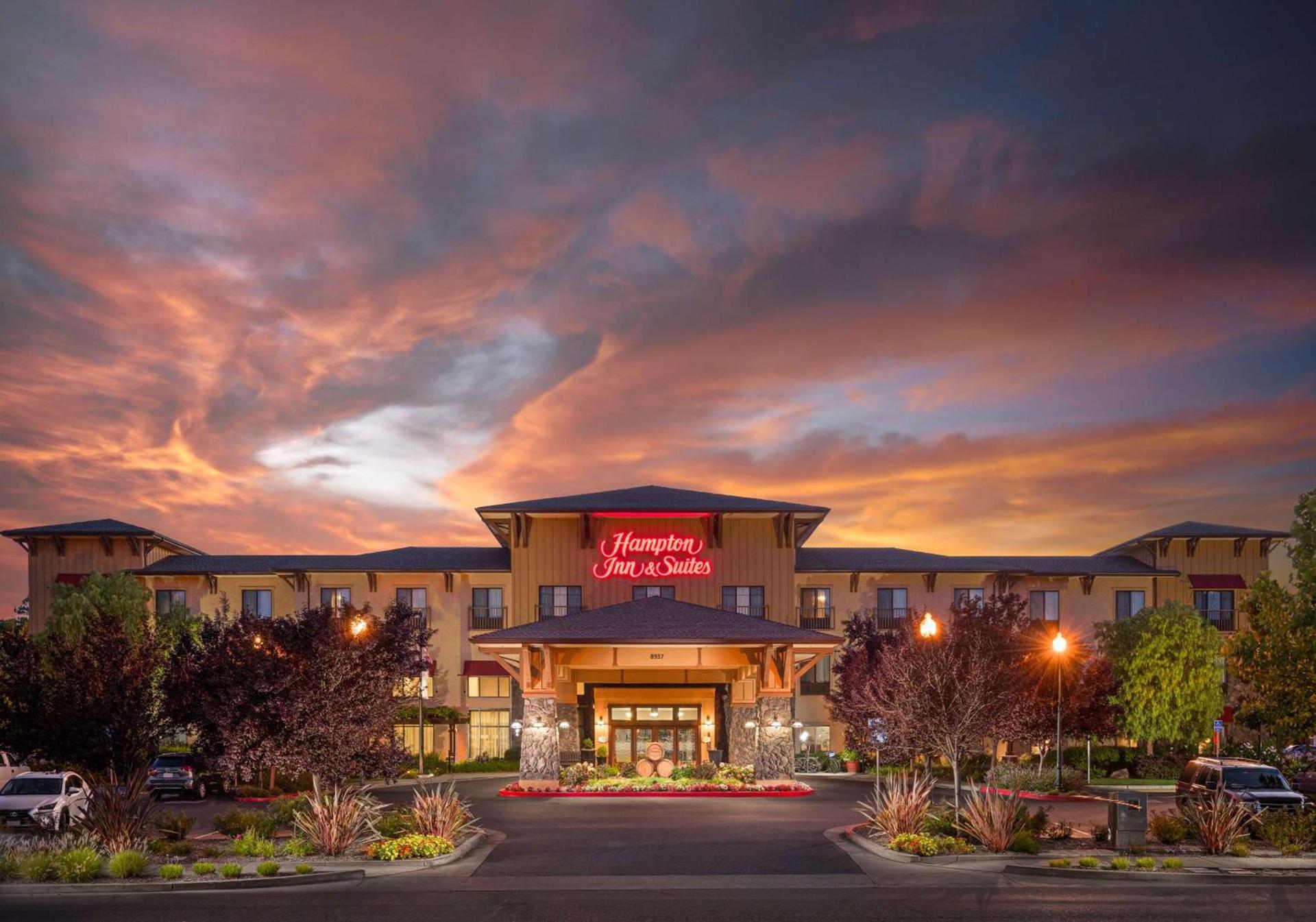 Hampton Inn & Suites Windsor-Sonoma Wine Country photo 4