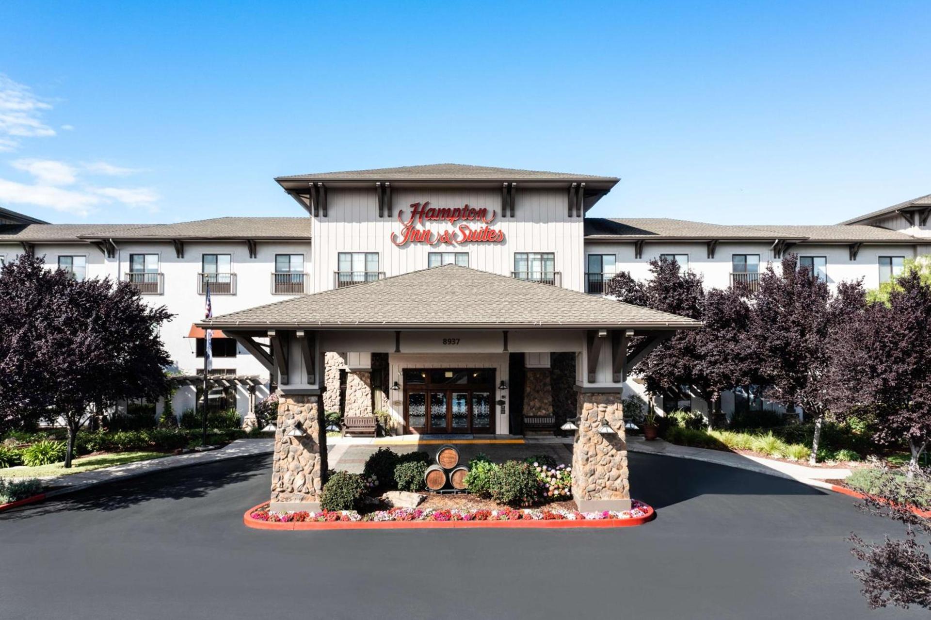 Hampton Inn & Suites Windsor-Sonoma Wine Country photo 8