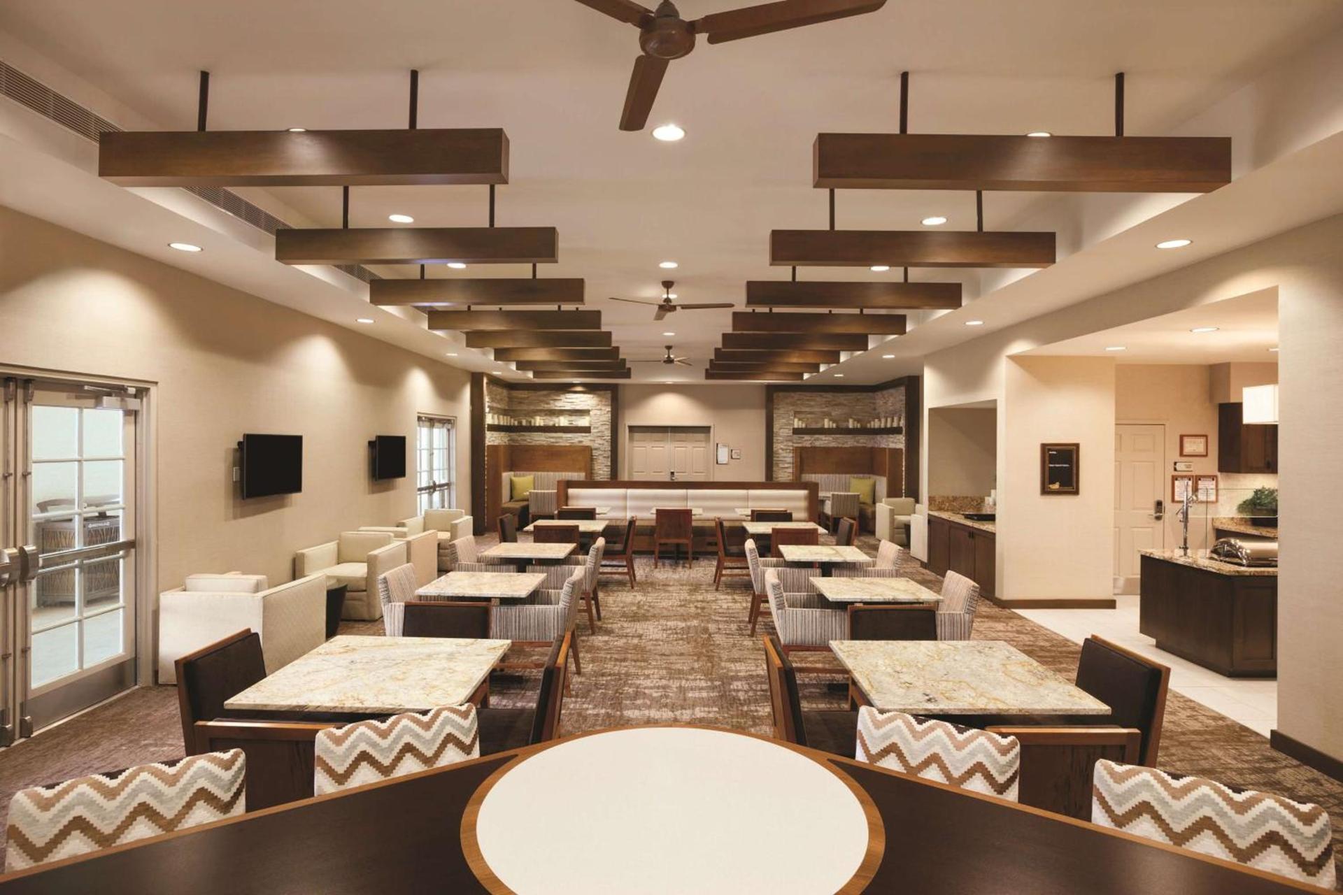 Homewood Suites Tucson St. Philip's Plaza University photo 5