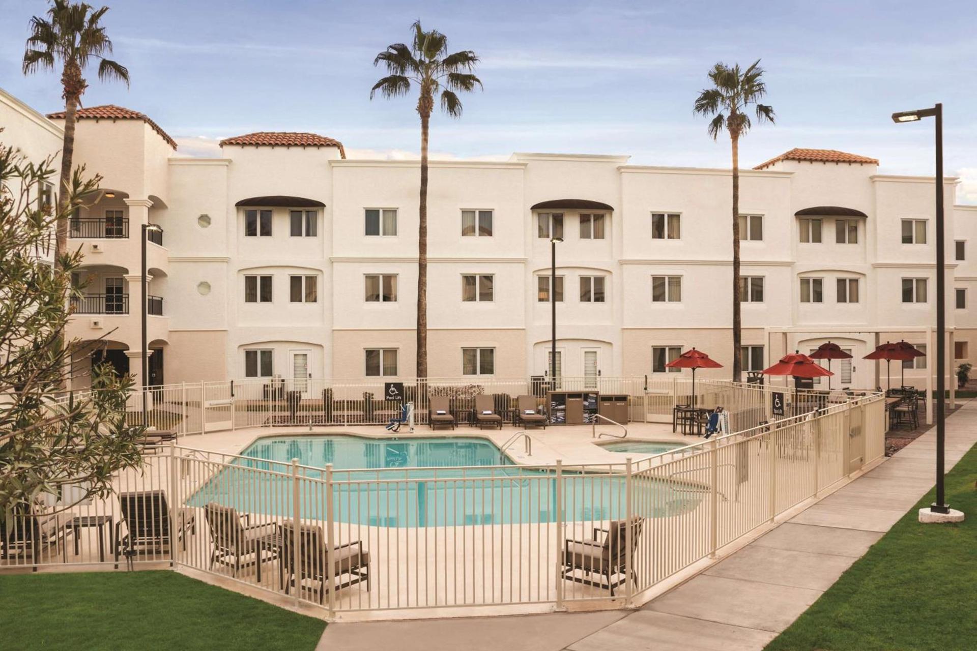 Homewood Suites Tucson St. Philip's Plaza University photo 8