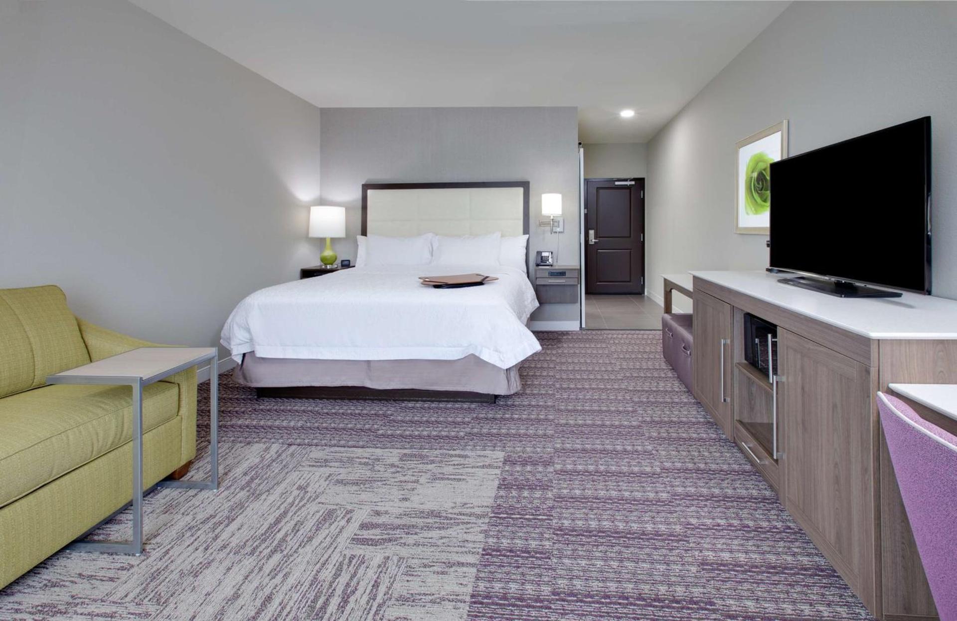 Hampton Inn & Suites Tyler-South photo 12