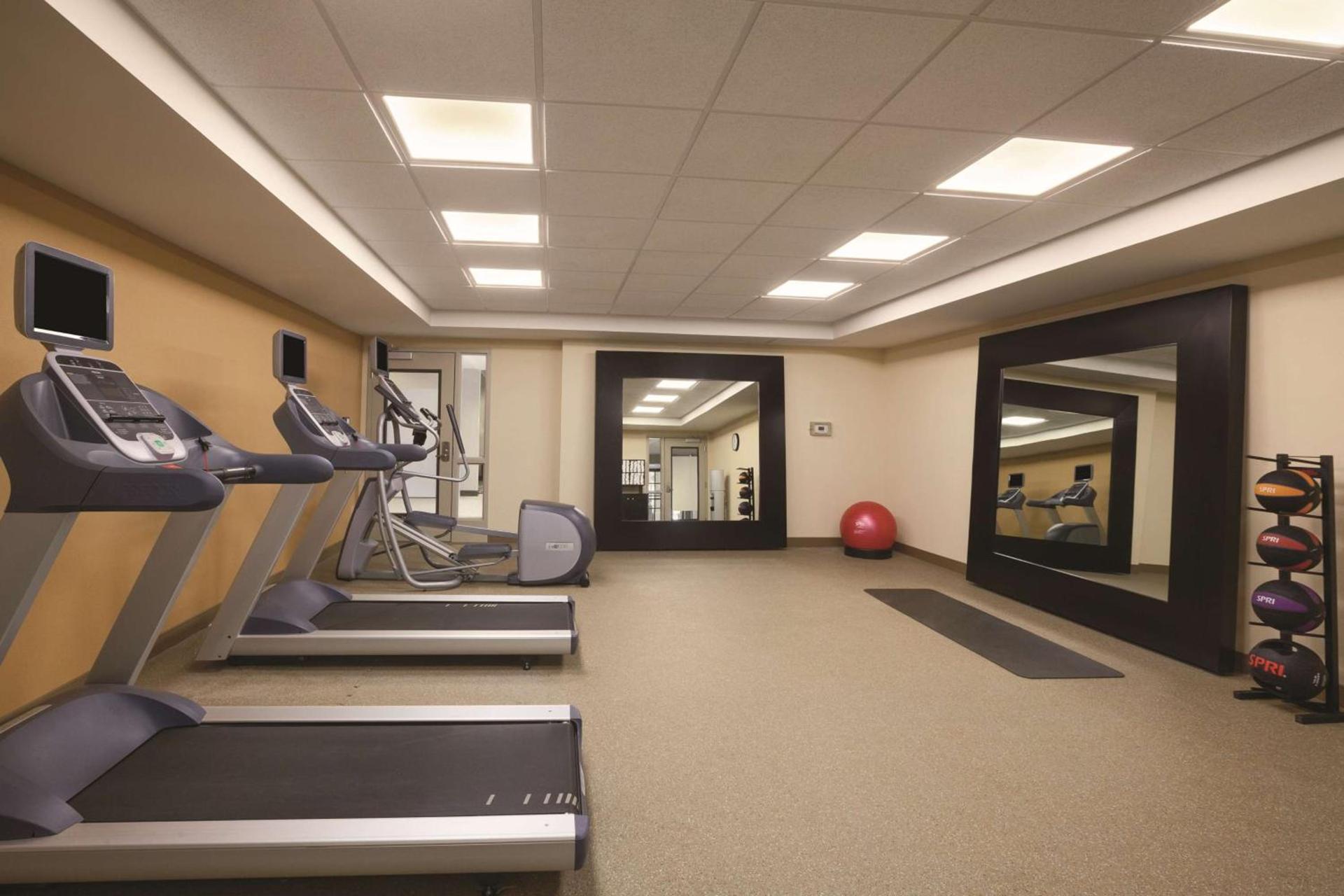Homewood Suites Tucson St. Philip's Plaza University photo 13