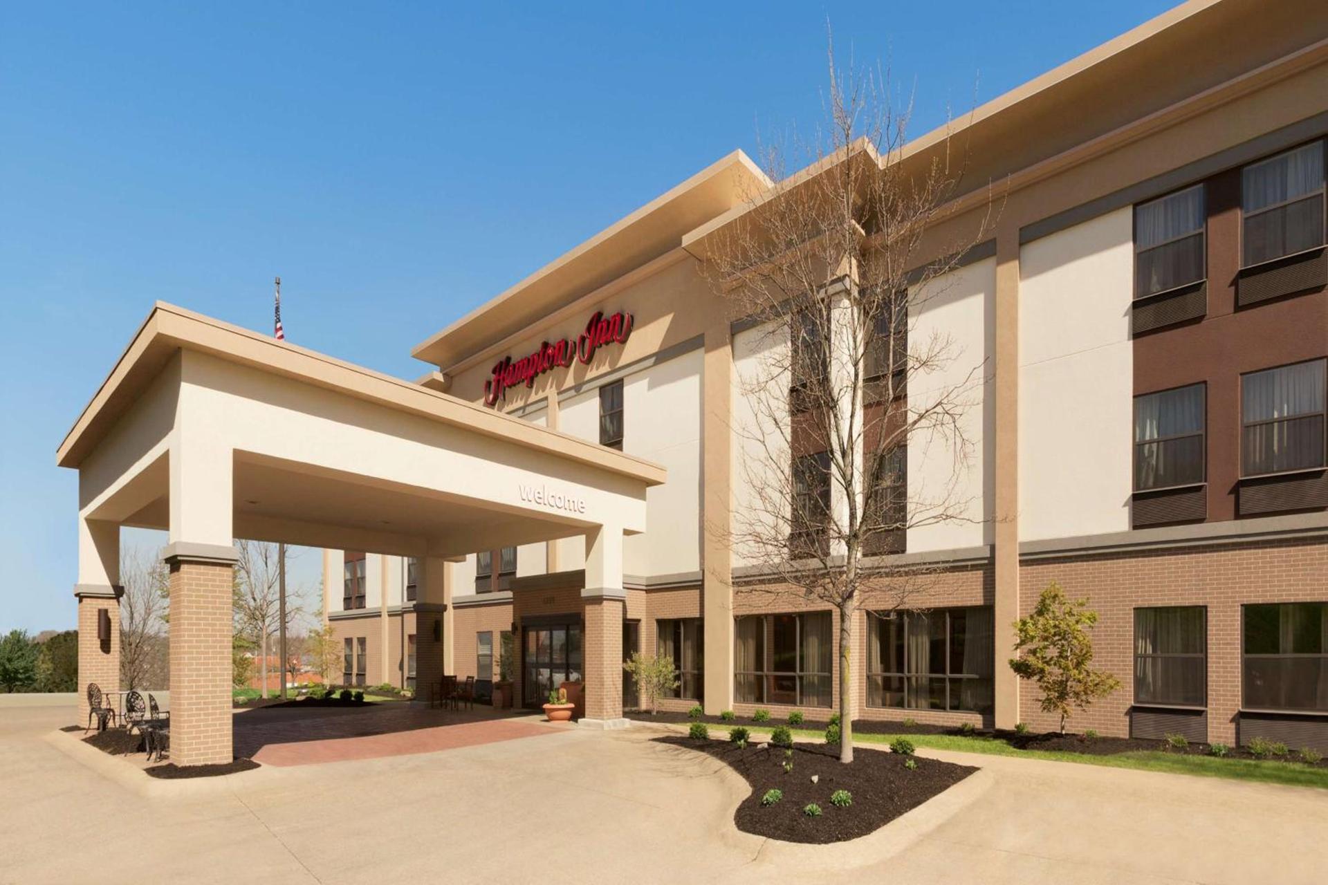 Hampton Inn Zanesville photo 2